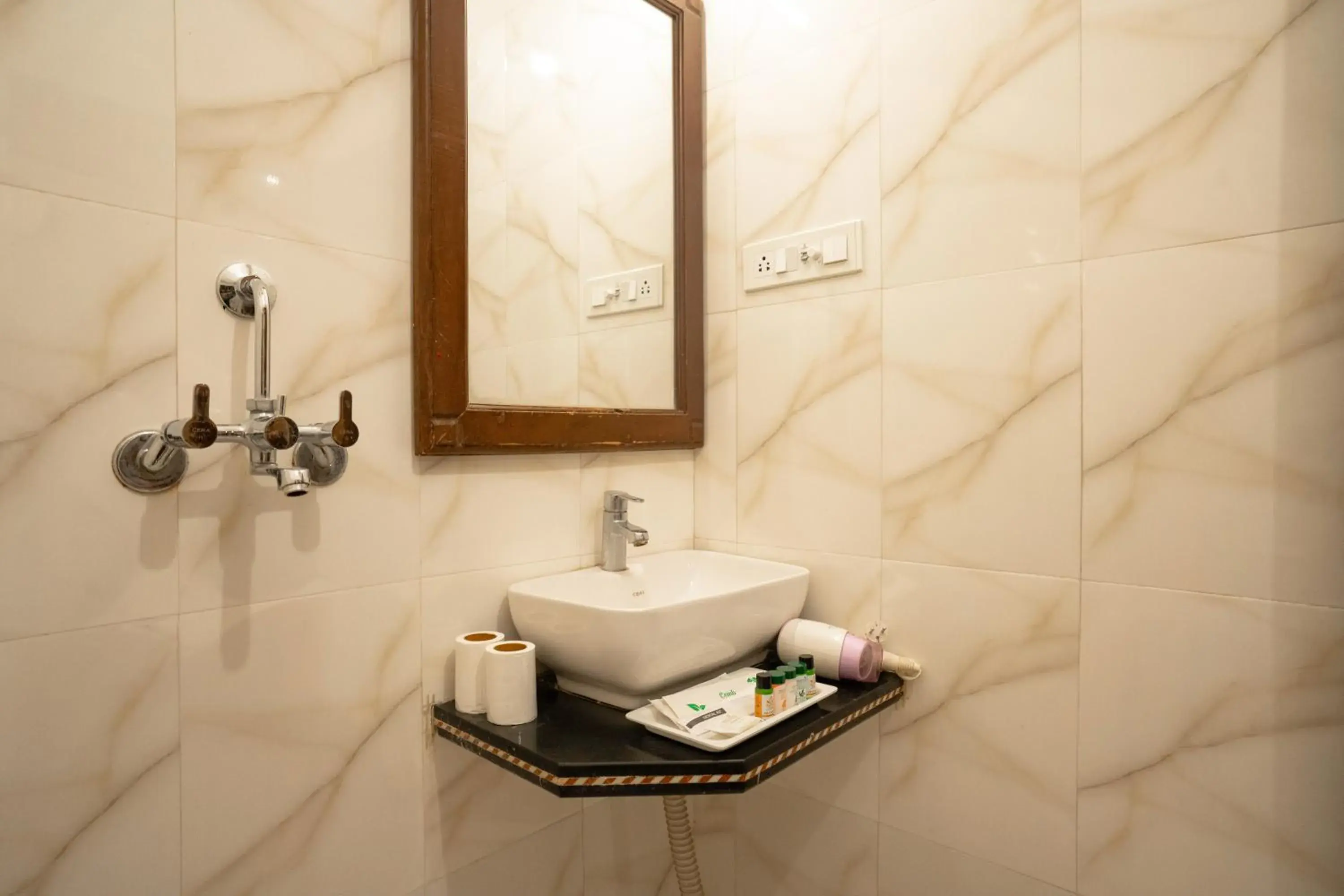 Bathroom in Hotel Royal Villa Jaisalmer Bathroom in Hotel Royal Villa Jaisalmer