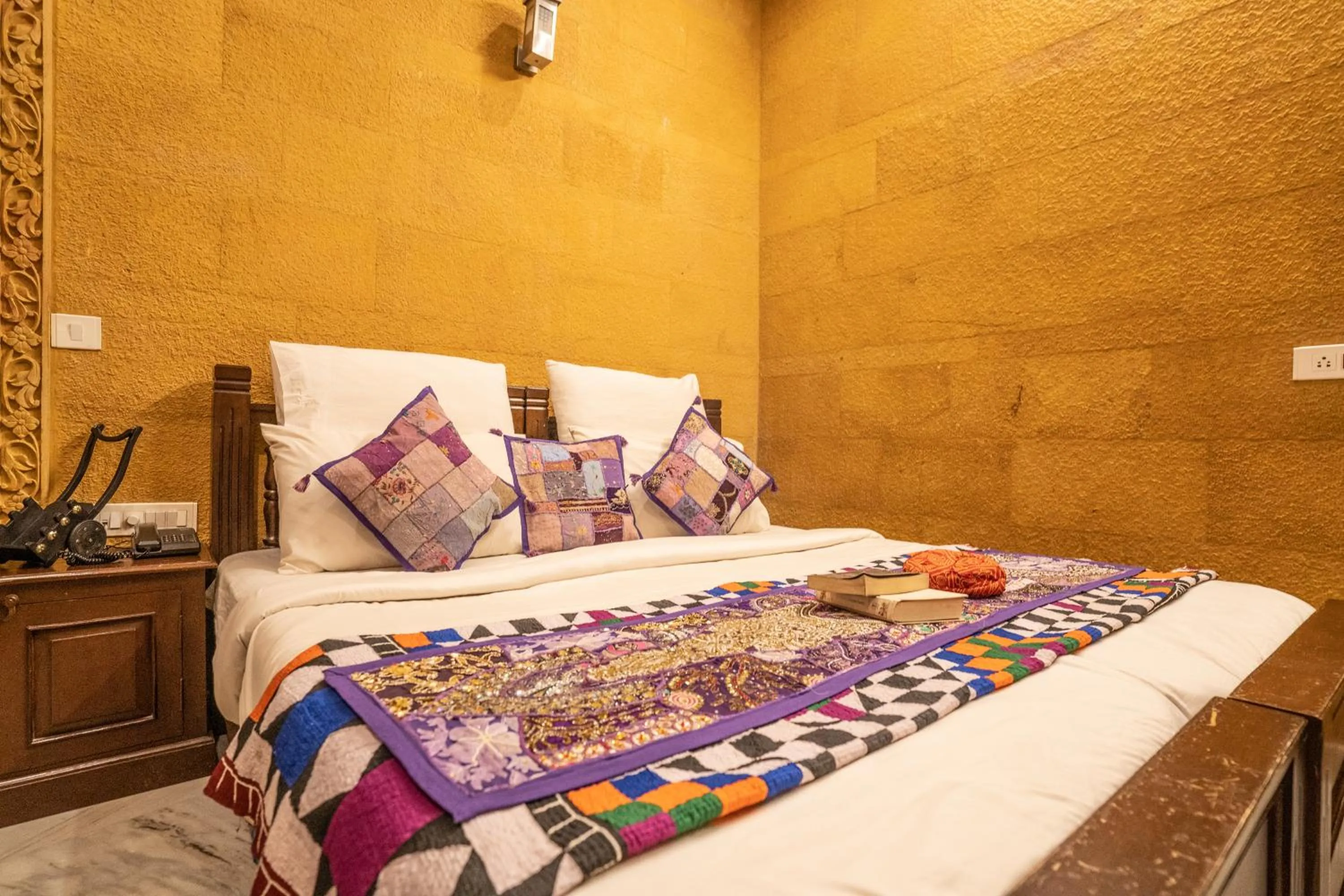 Bed in Hotel Royal Villa Jaisalmer