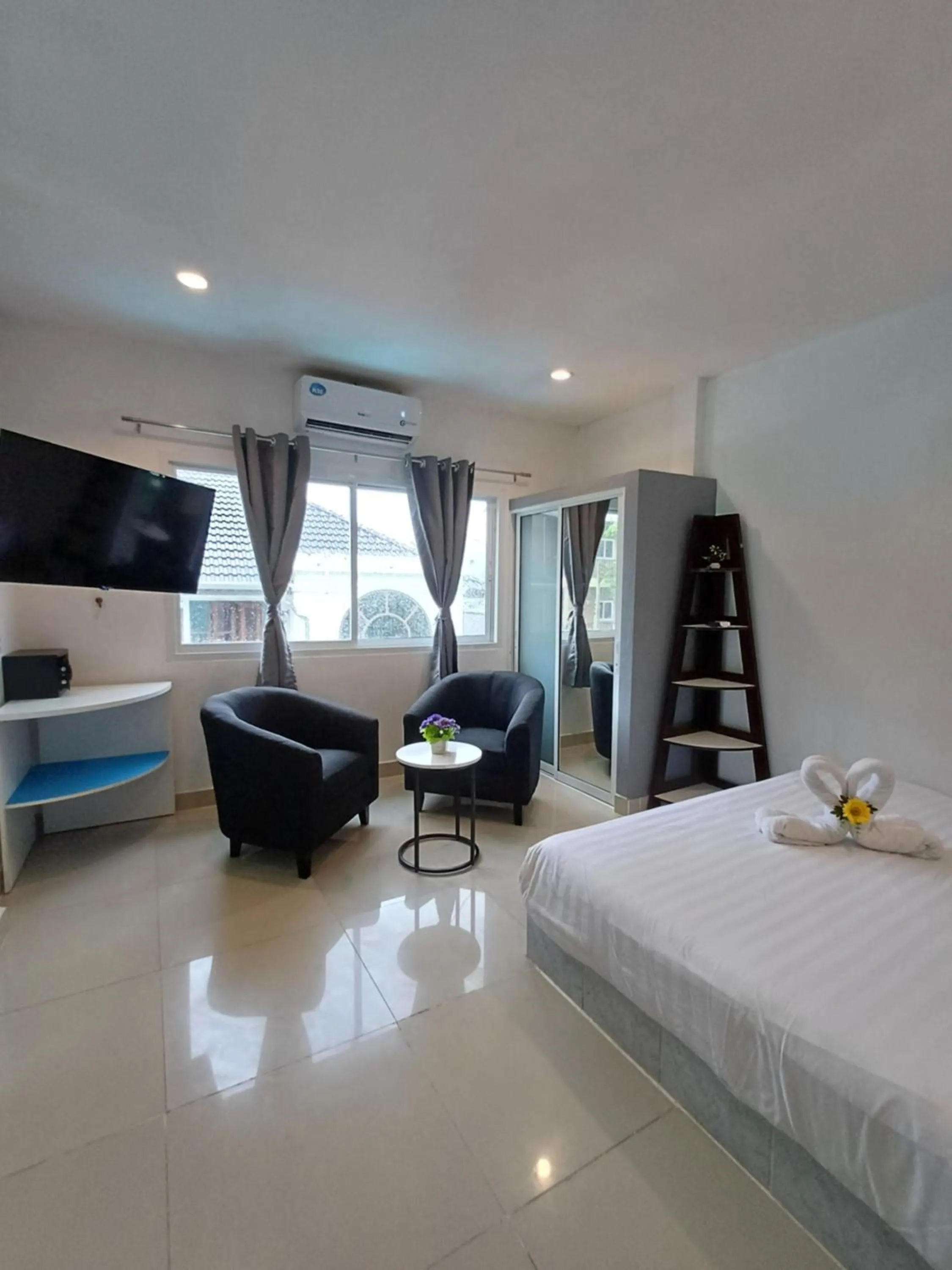Bed in The Villa Residences Resort