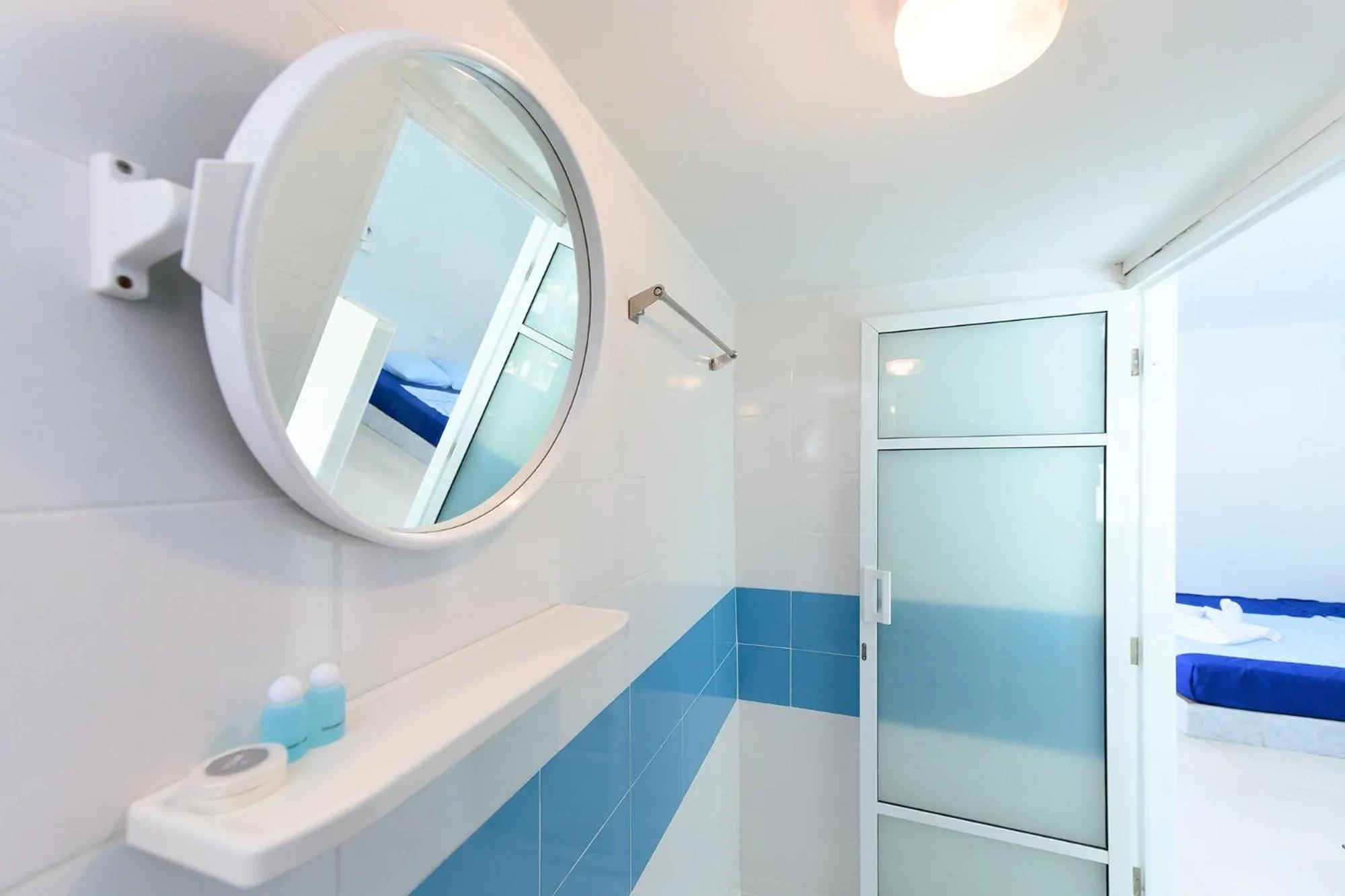 Bathroom, Bed in The Villa Residences Resort