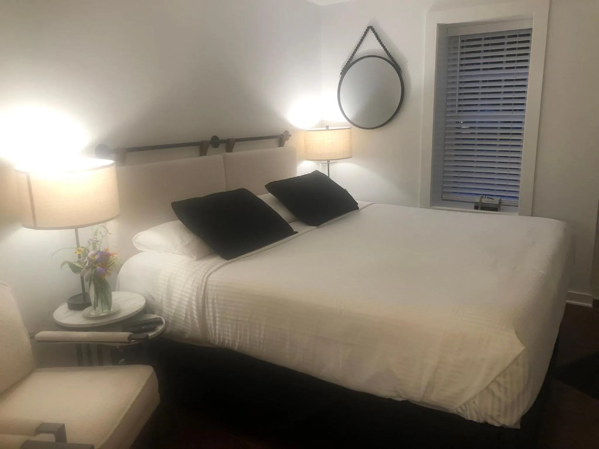Bed in 18 Vine Inn & Carriage House