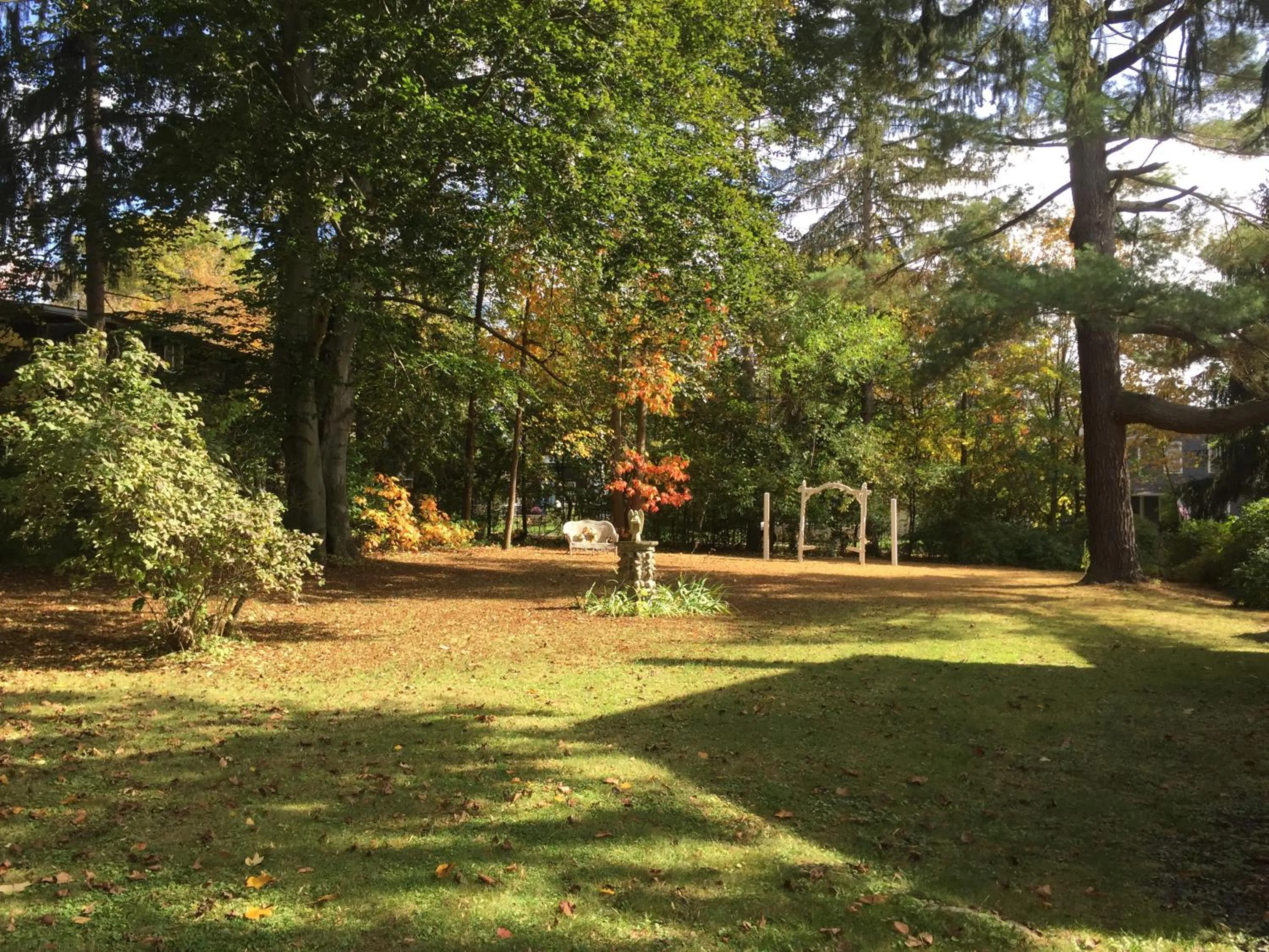 Garden in 18 Vine Inn & Carriage House