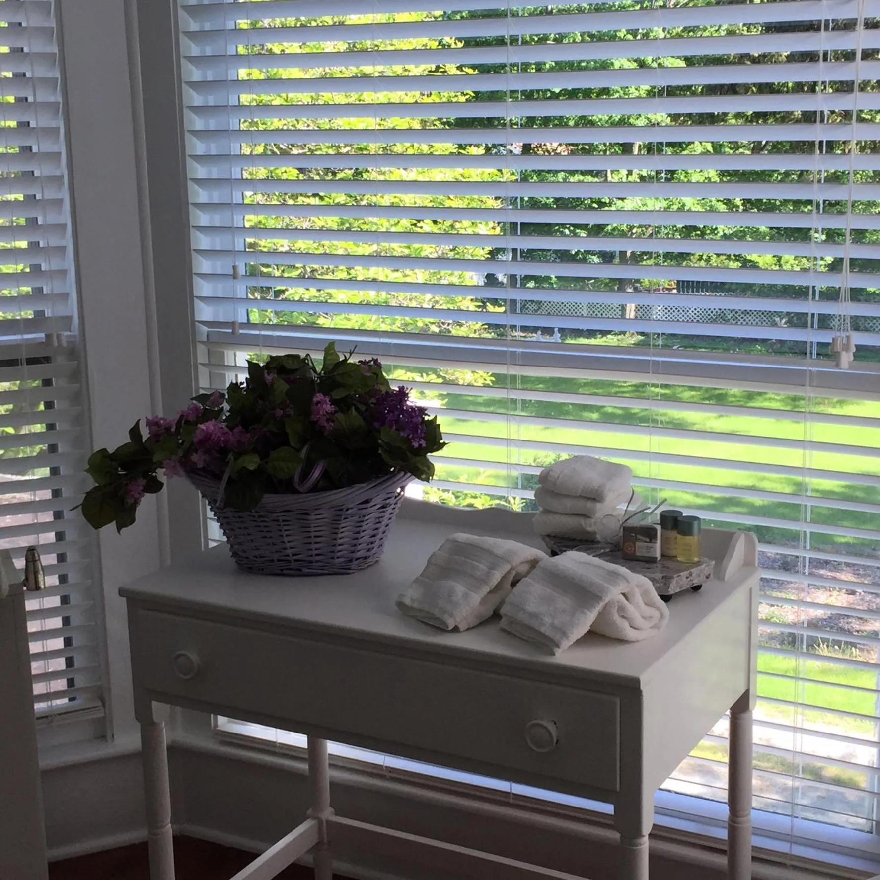 Decorative detail in 18 Vine Inn & Carriage House