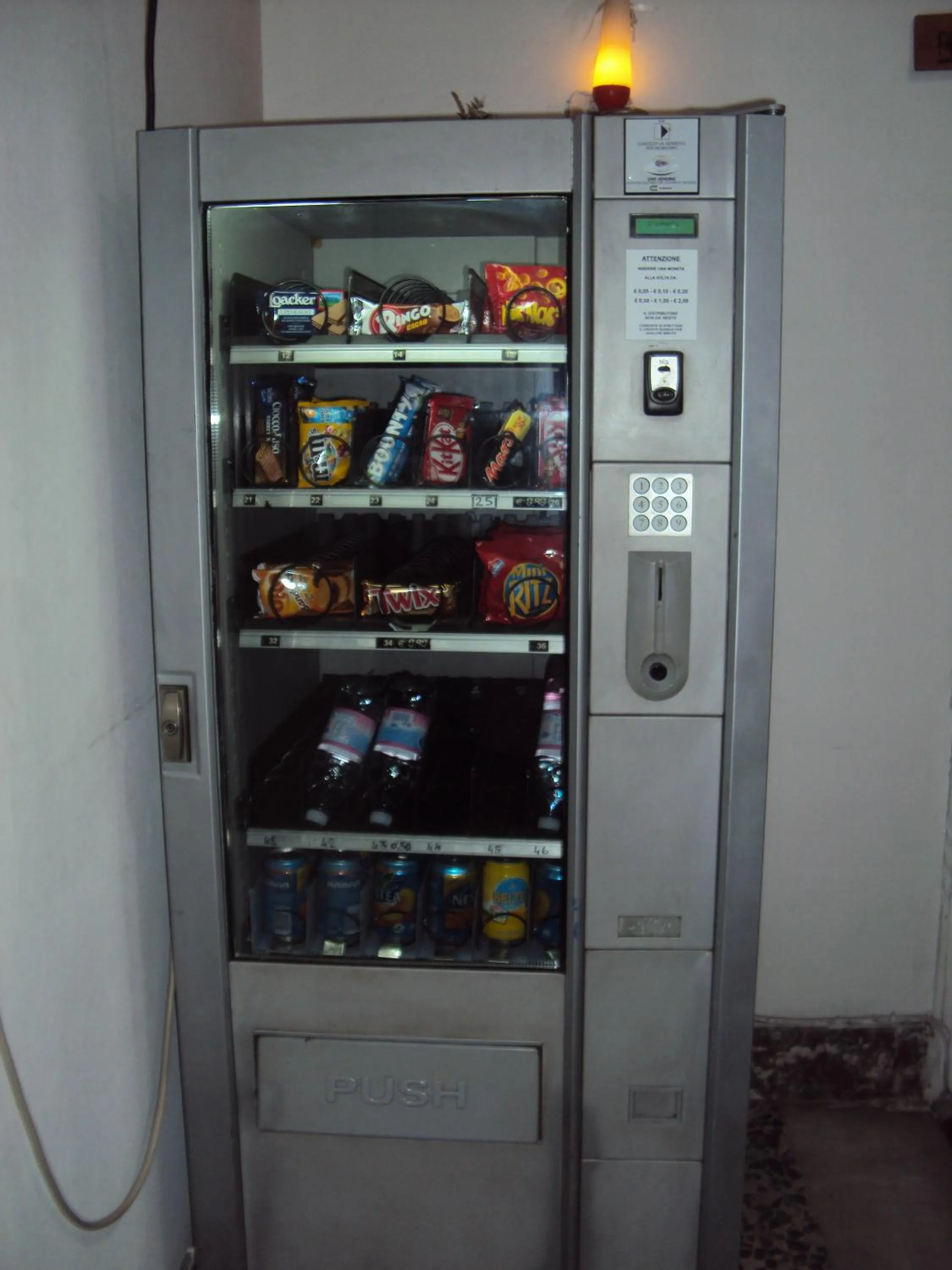 On-site shops in Hotel Mirage