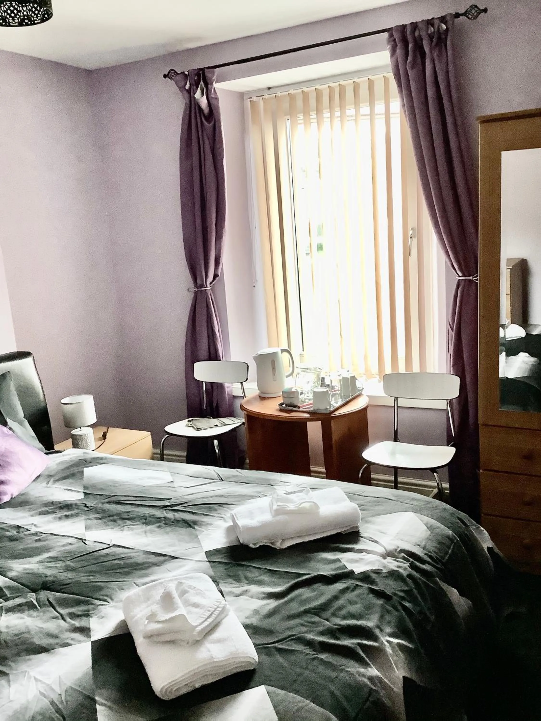 Bedroom, Bed in Heddfan (Place of Peace)