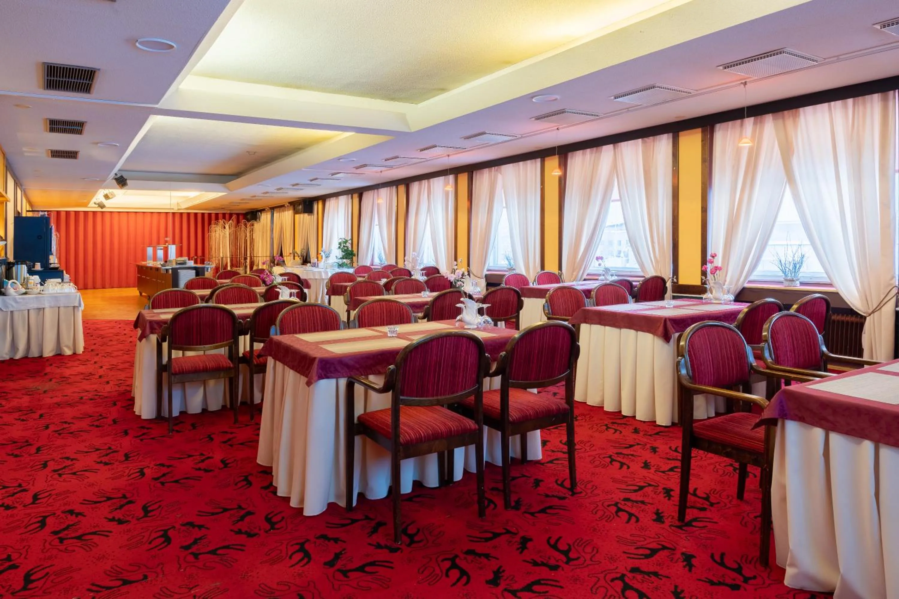 Restaurant/places to eat in Hotel Kemijärvi