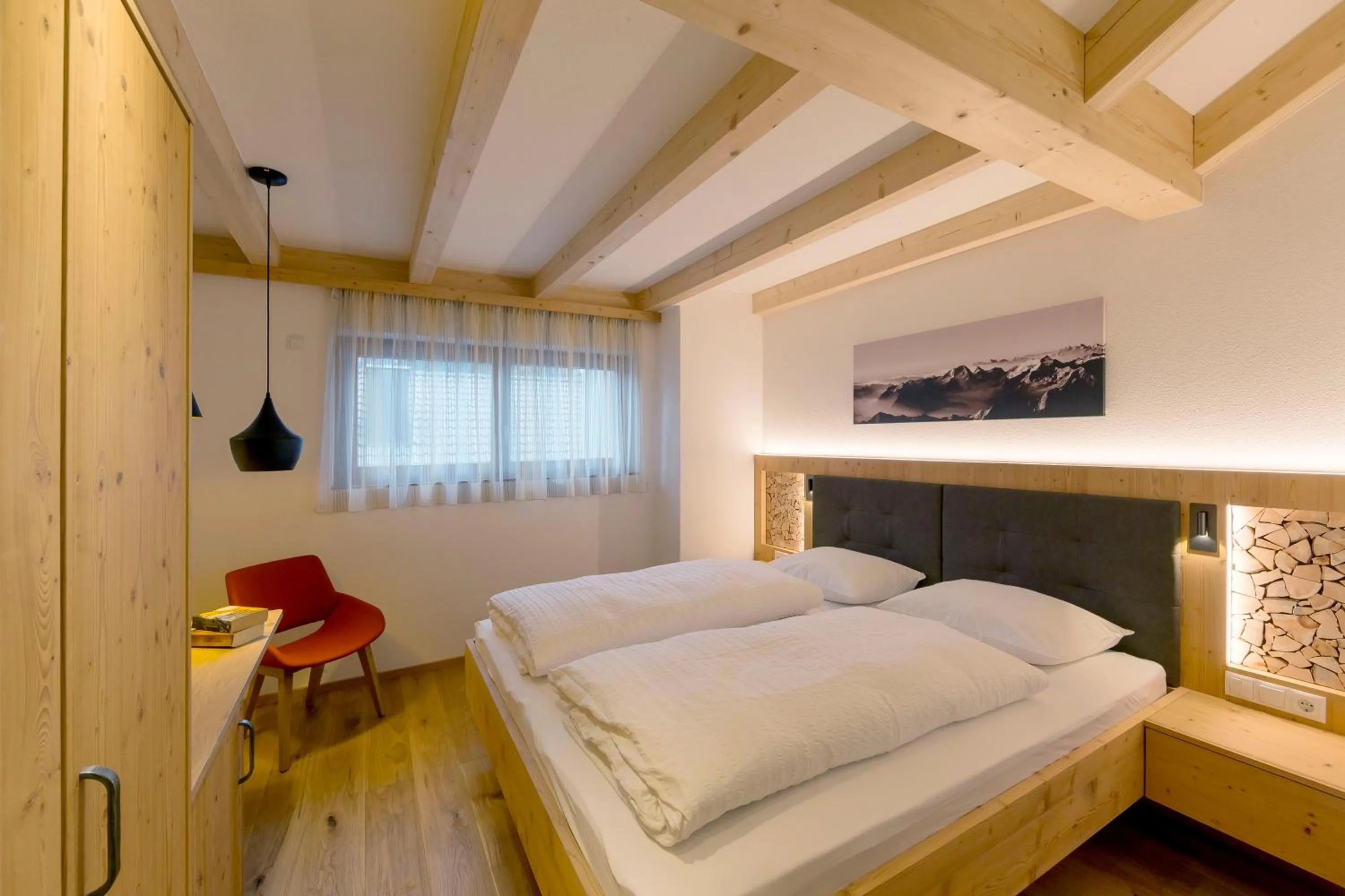 Bedroom, Bed in Hotel Foestlerhof