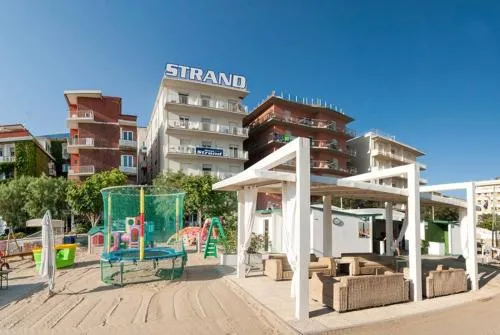 Strand Hotel