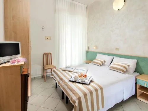 Strand Hotel