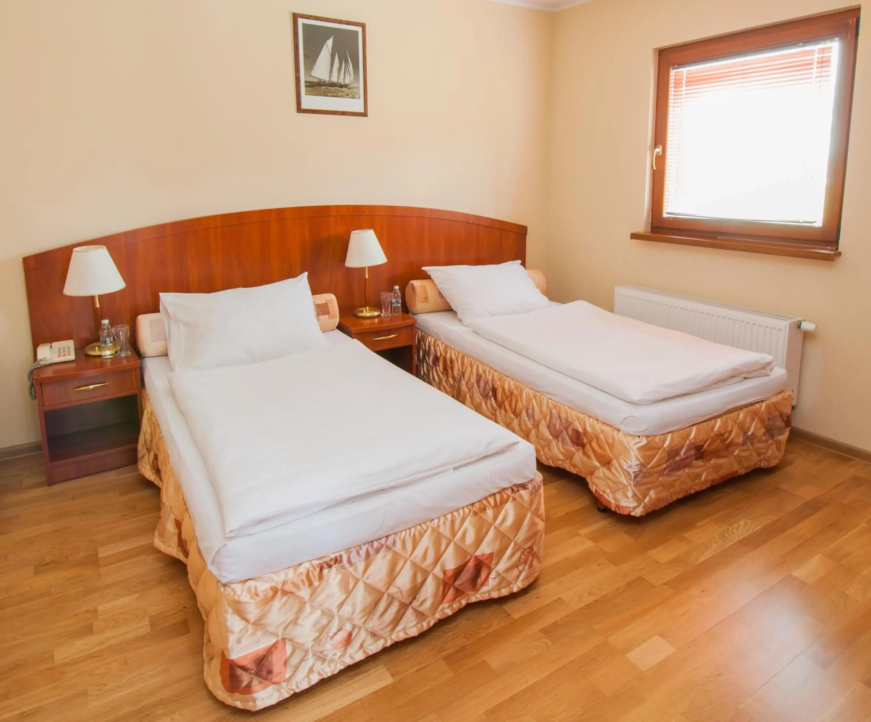 Deluxe Twin Room in Hotel Camping Malta Deluxe Twin Room in Hotel Camping Malta