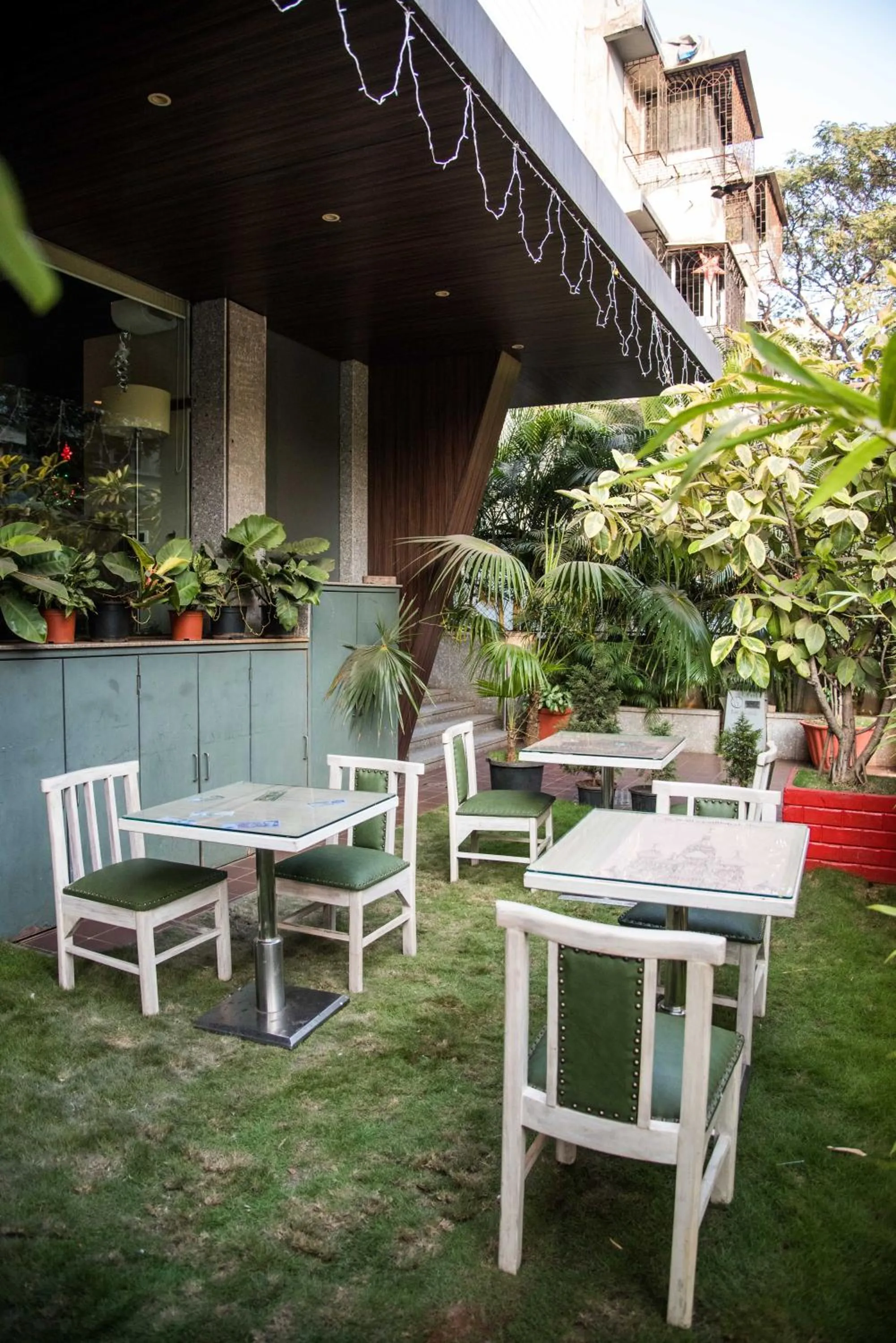 Garden in Hotel Oriental Aster - Mumbai International Airport