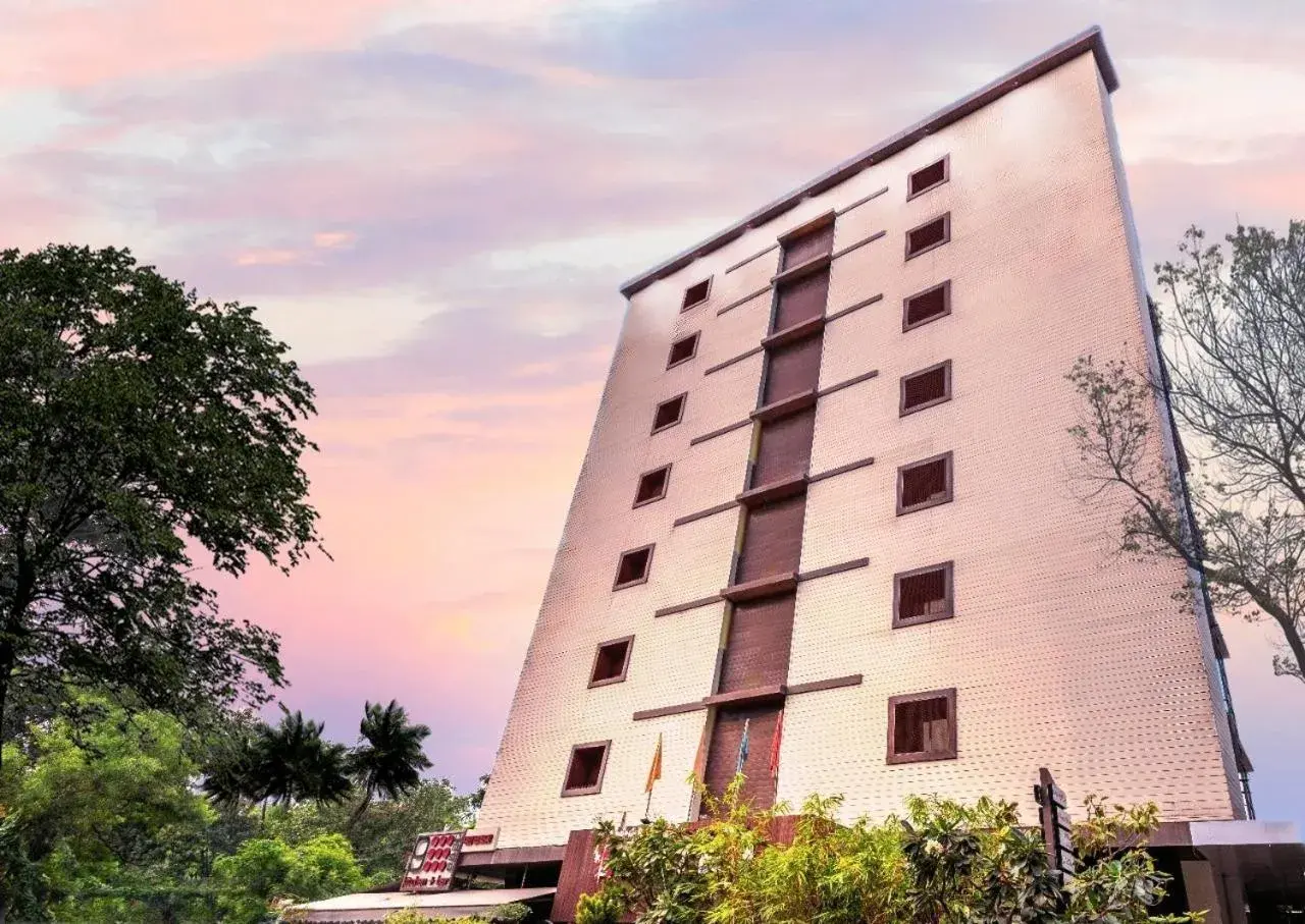 Property building in Hotel Oriental Aster - Mumbai International Airport Property building in Hotel Oriental Aster - Mumbai International Airport