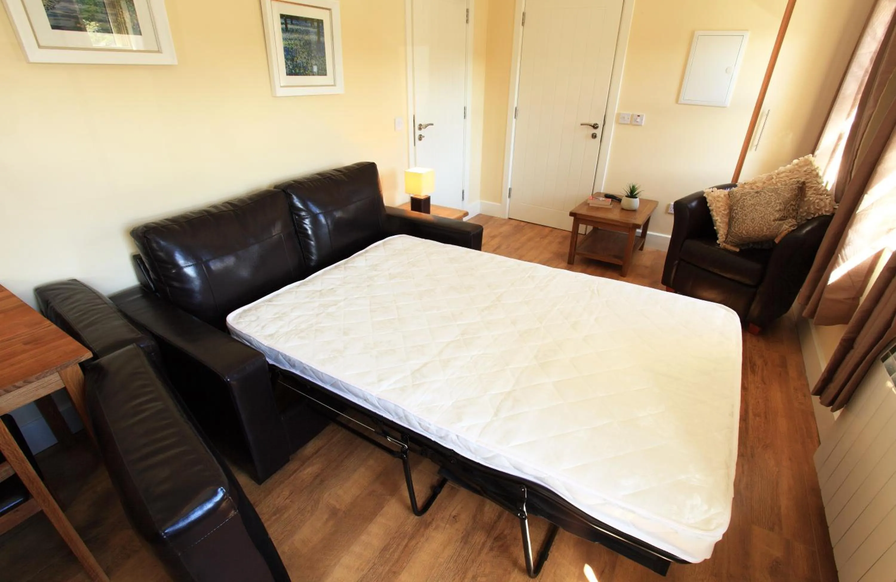 Bedroom in O'Donnabhain's