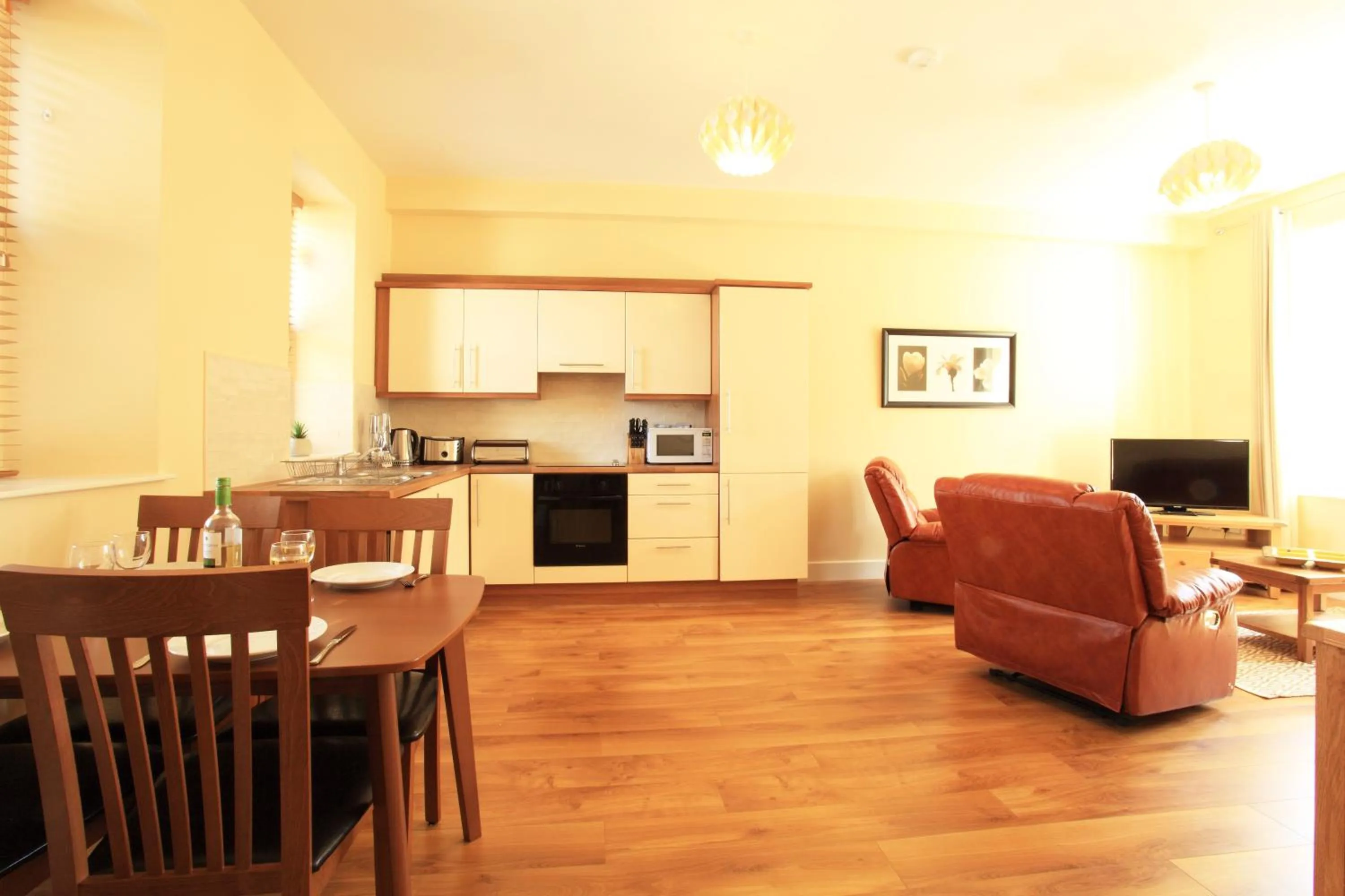 TV and multimedia in O'Donnabhain's