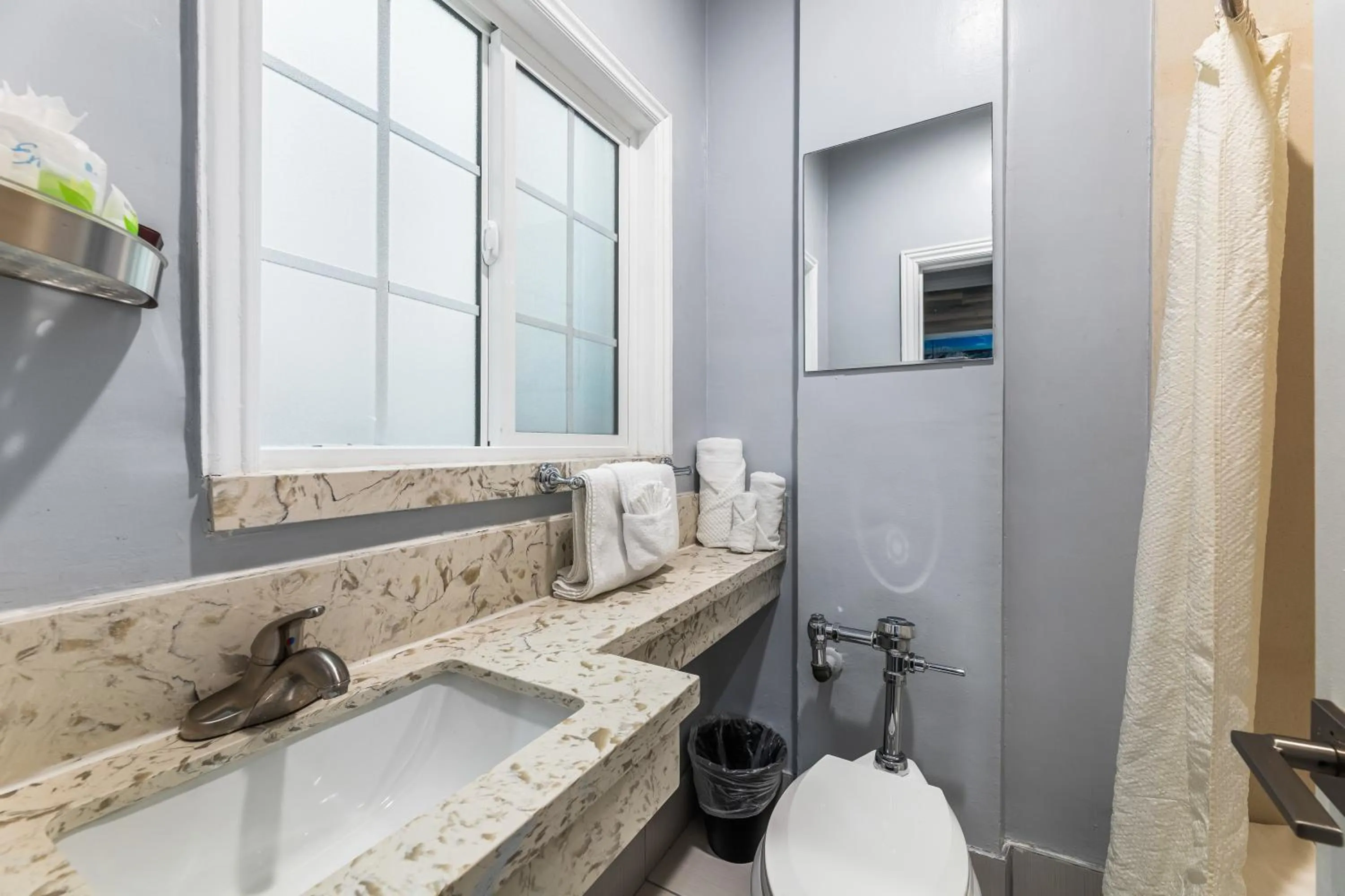 Bathroom in Greenleaf Hotel Long Beach Convention Center