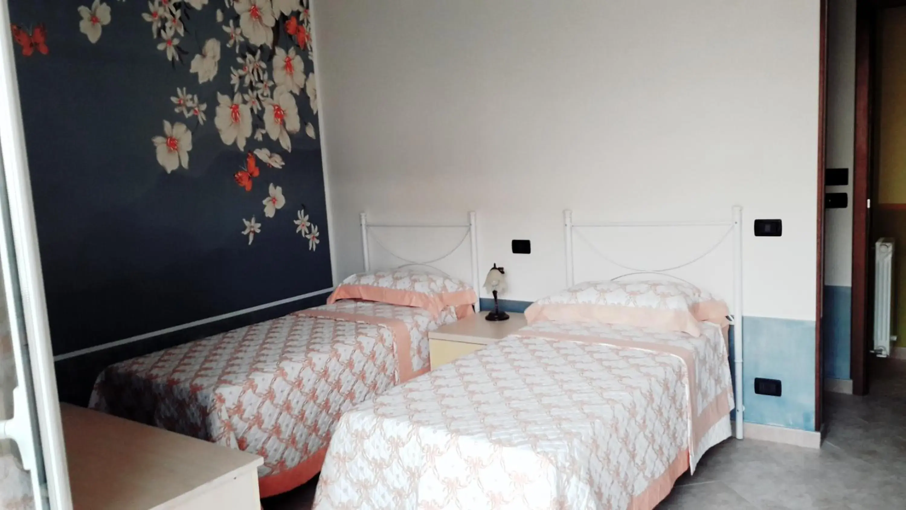 Double or Twin Room with Terrace - single occupancy in B&B Vistamare Double or Twin Room with Terrace - single occupancy in B&B Vistamare