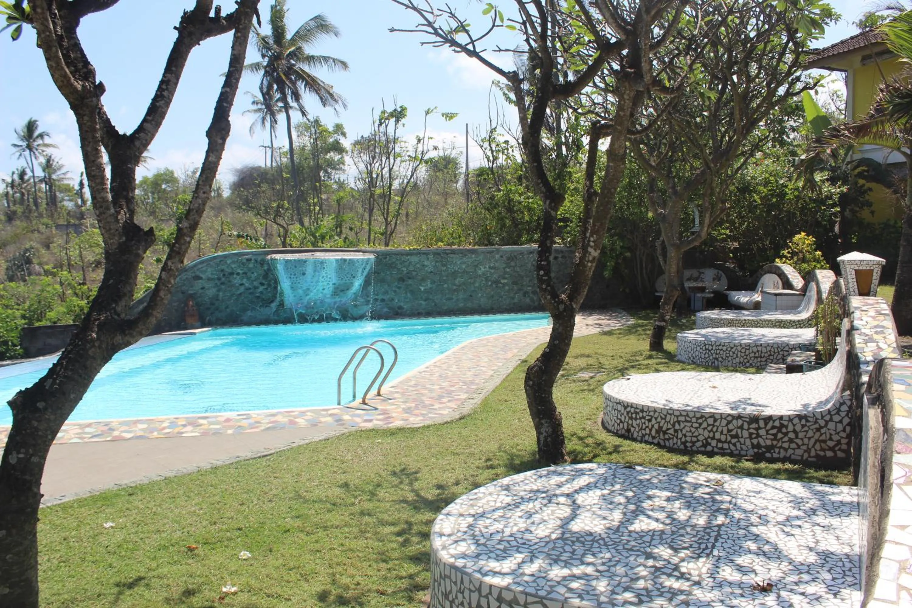Swimming pool in Villa Arjuna