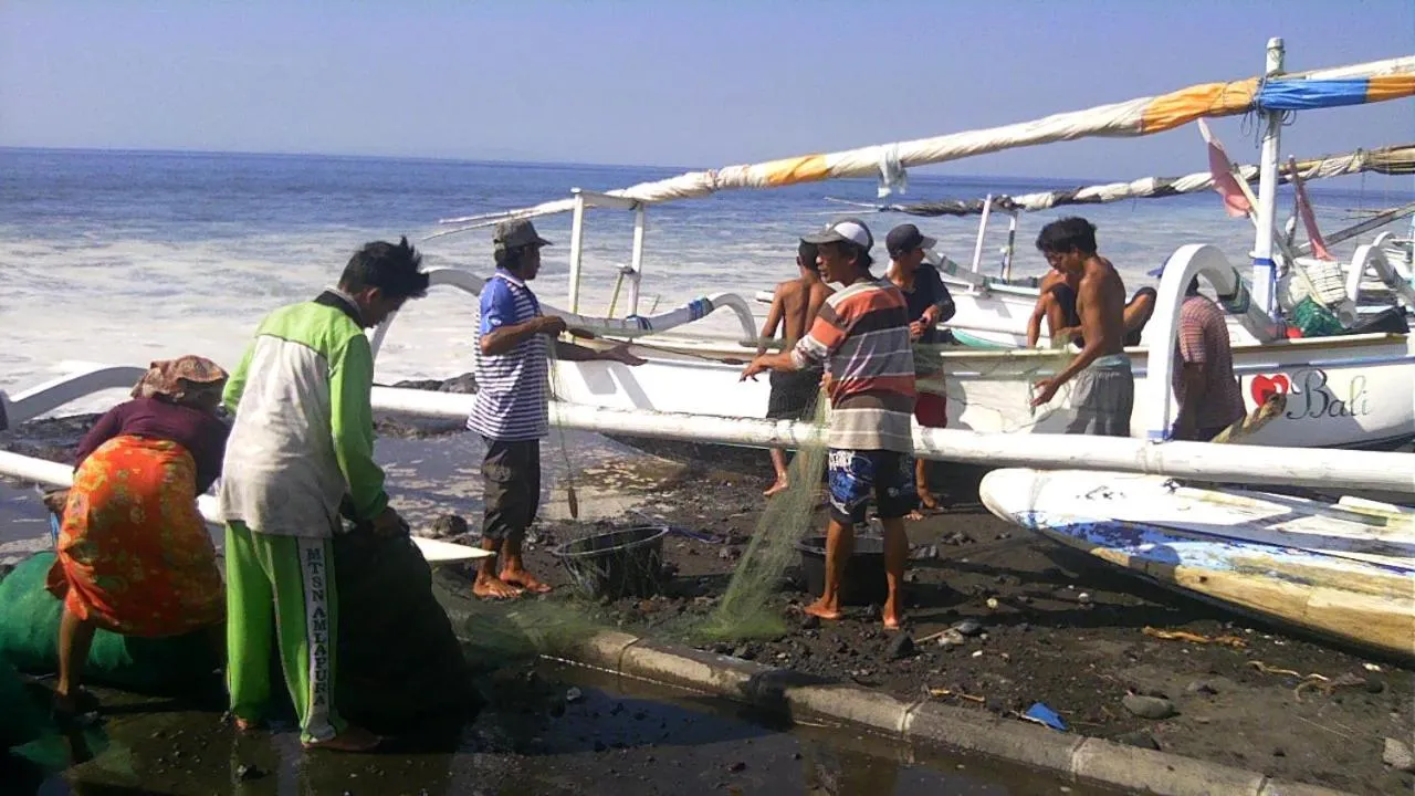 People in Villa Arjuna