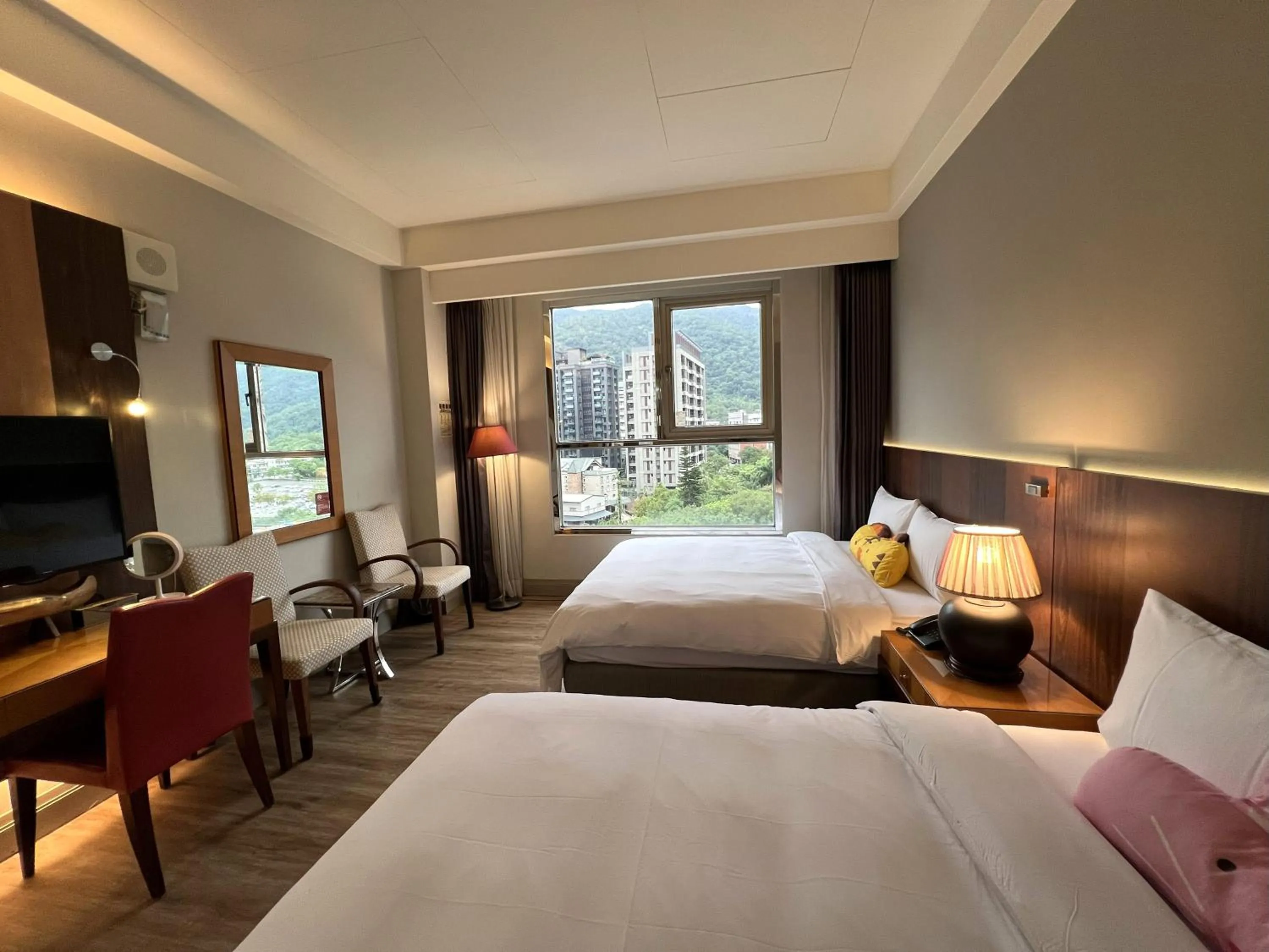 Mountain view, Bed in Hotel Les Champs