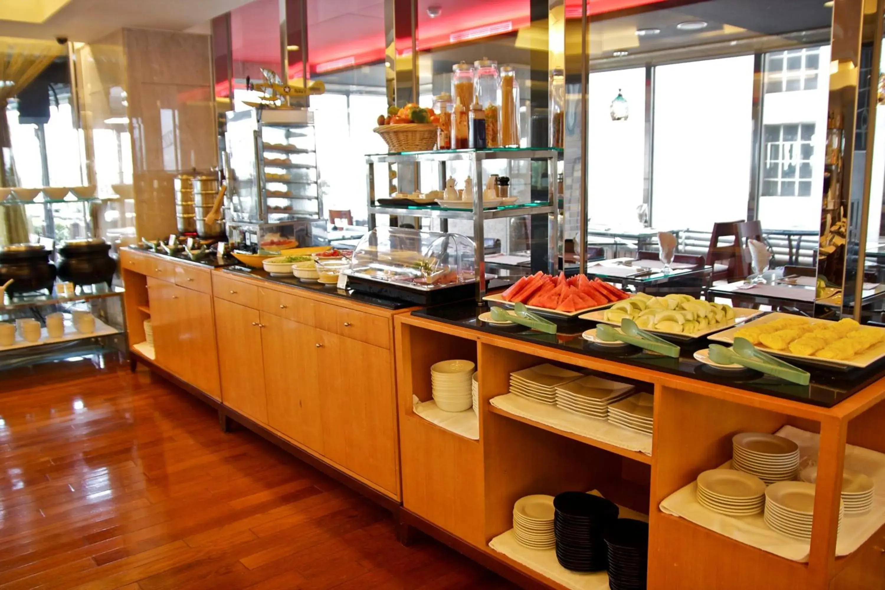 Restaurant/places to eat in Hotel Les Champs Restaurant/places to eat in Hotel Les Champs