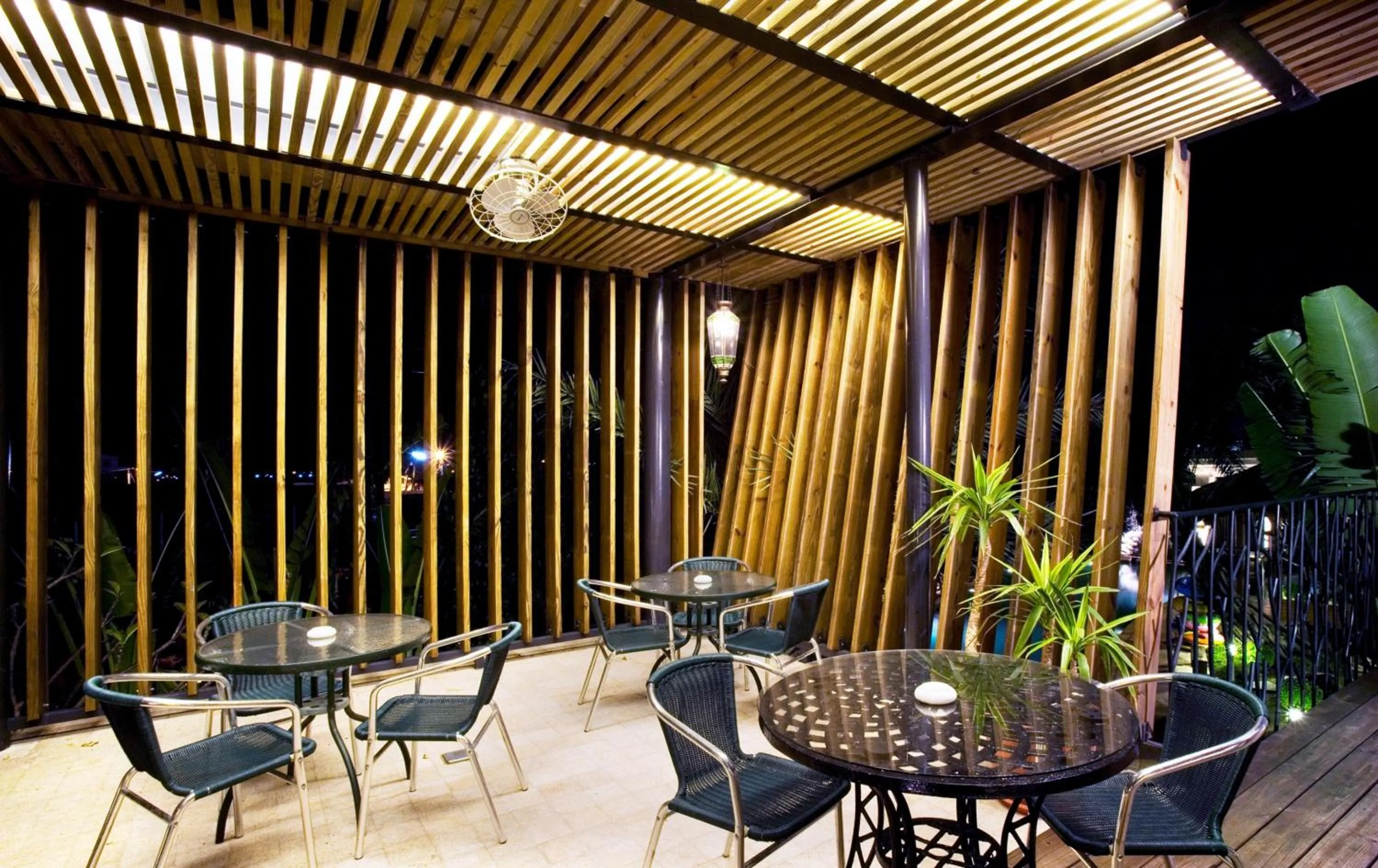 Balcony/Terrace in Hotel Les Champs