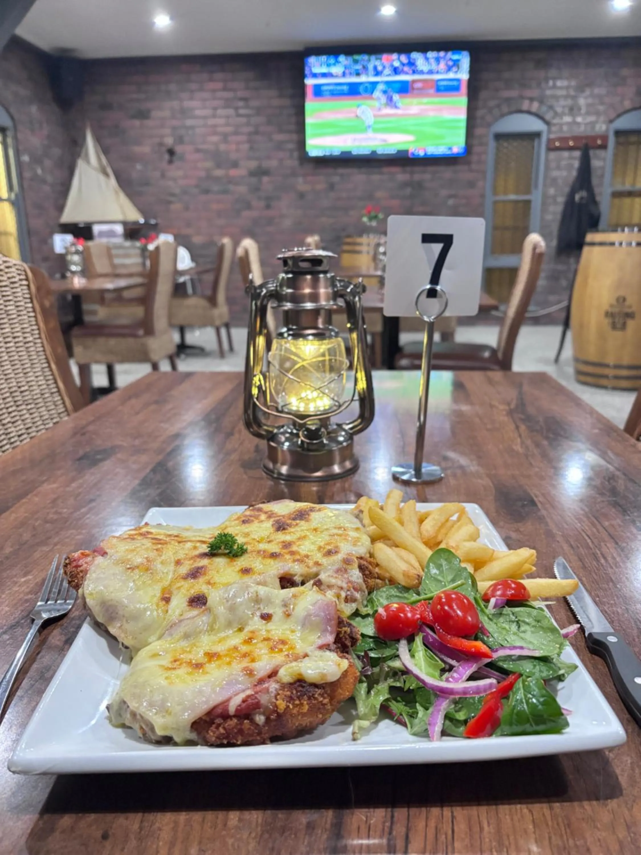 The Club Hotel Collie