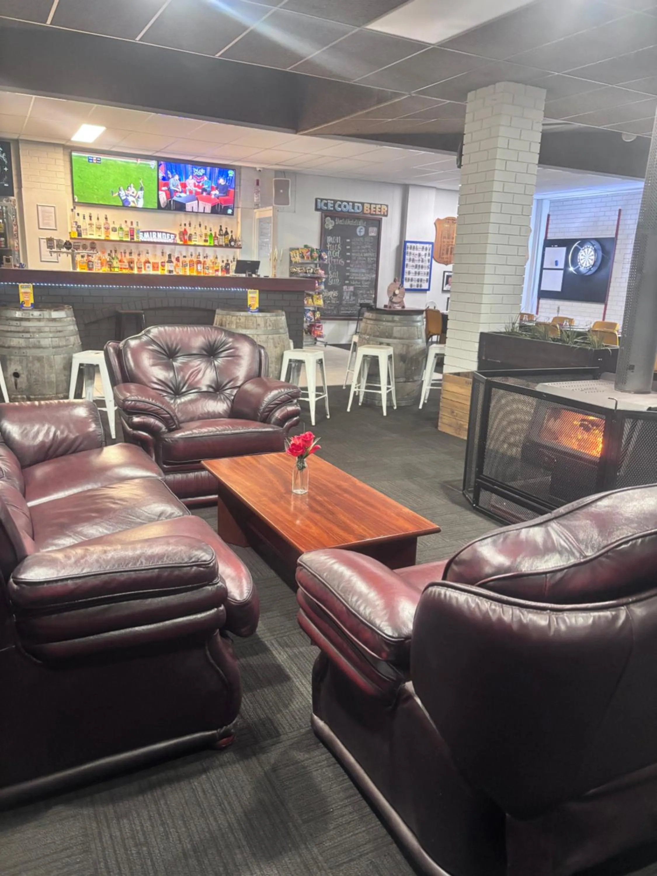 The Club Hotel Collie