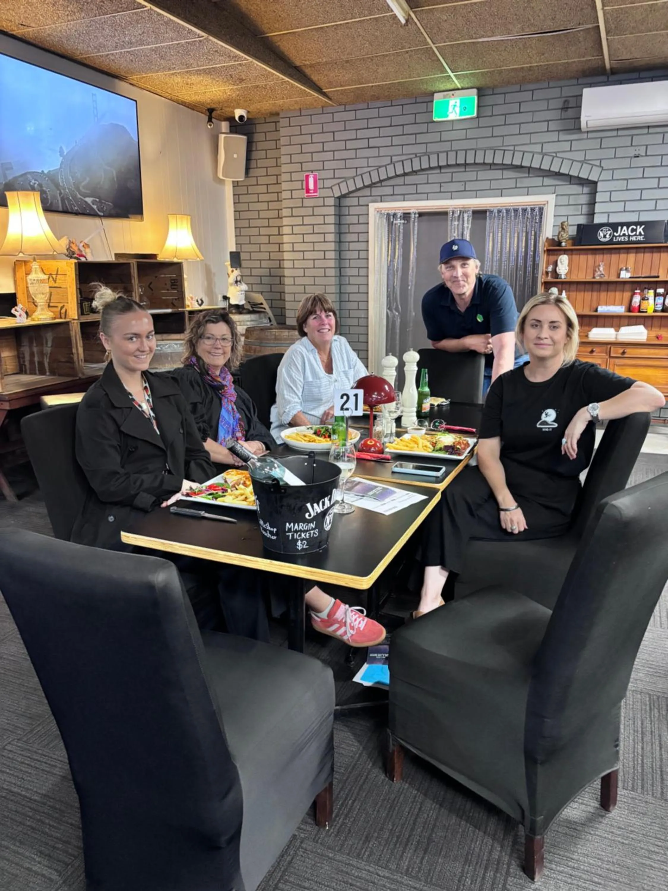 The Club Hotel Collie