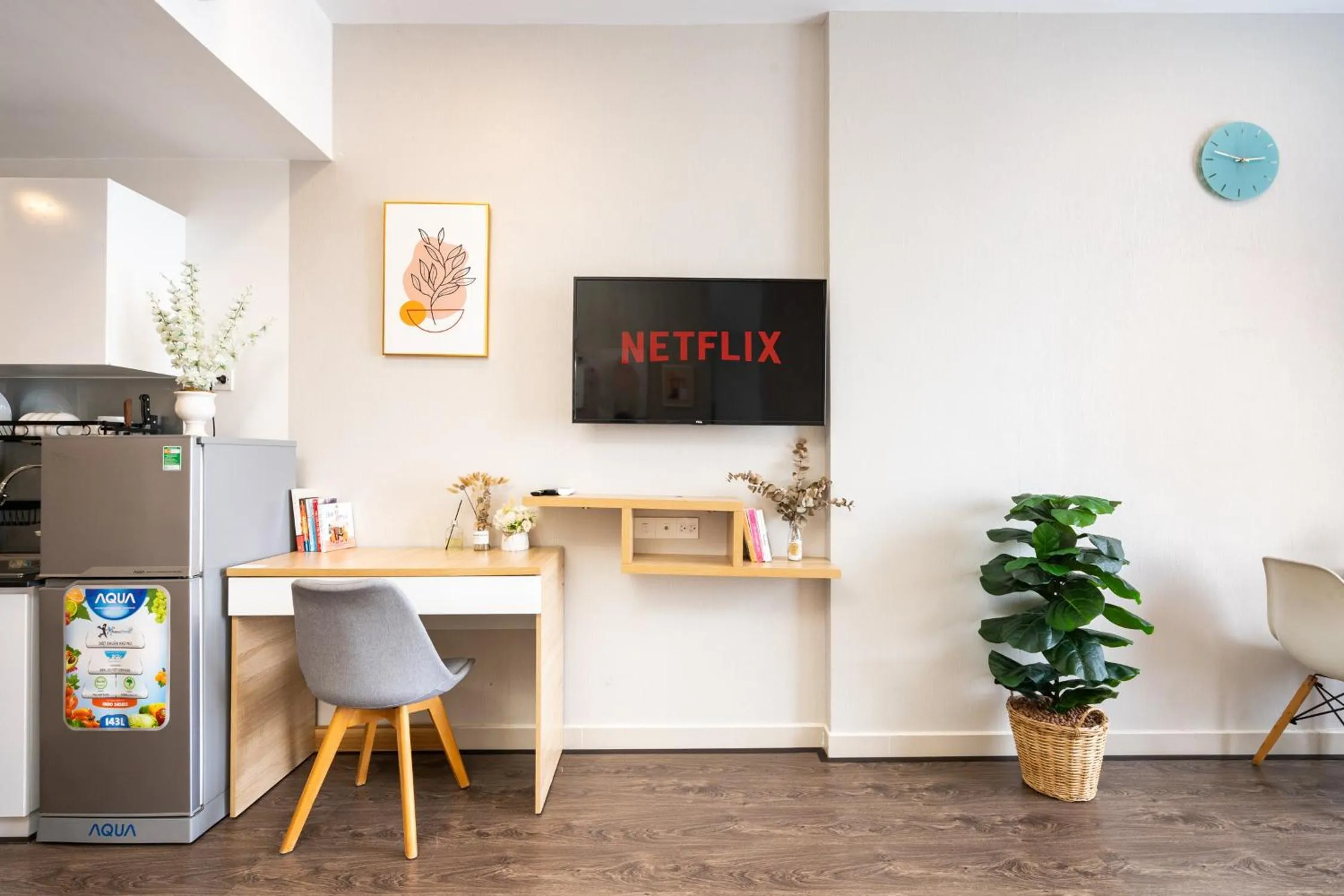 Infinity Pool Signature - Saigon Rivergate