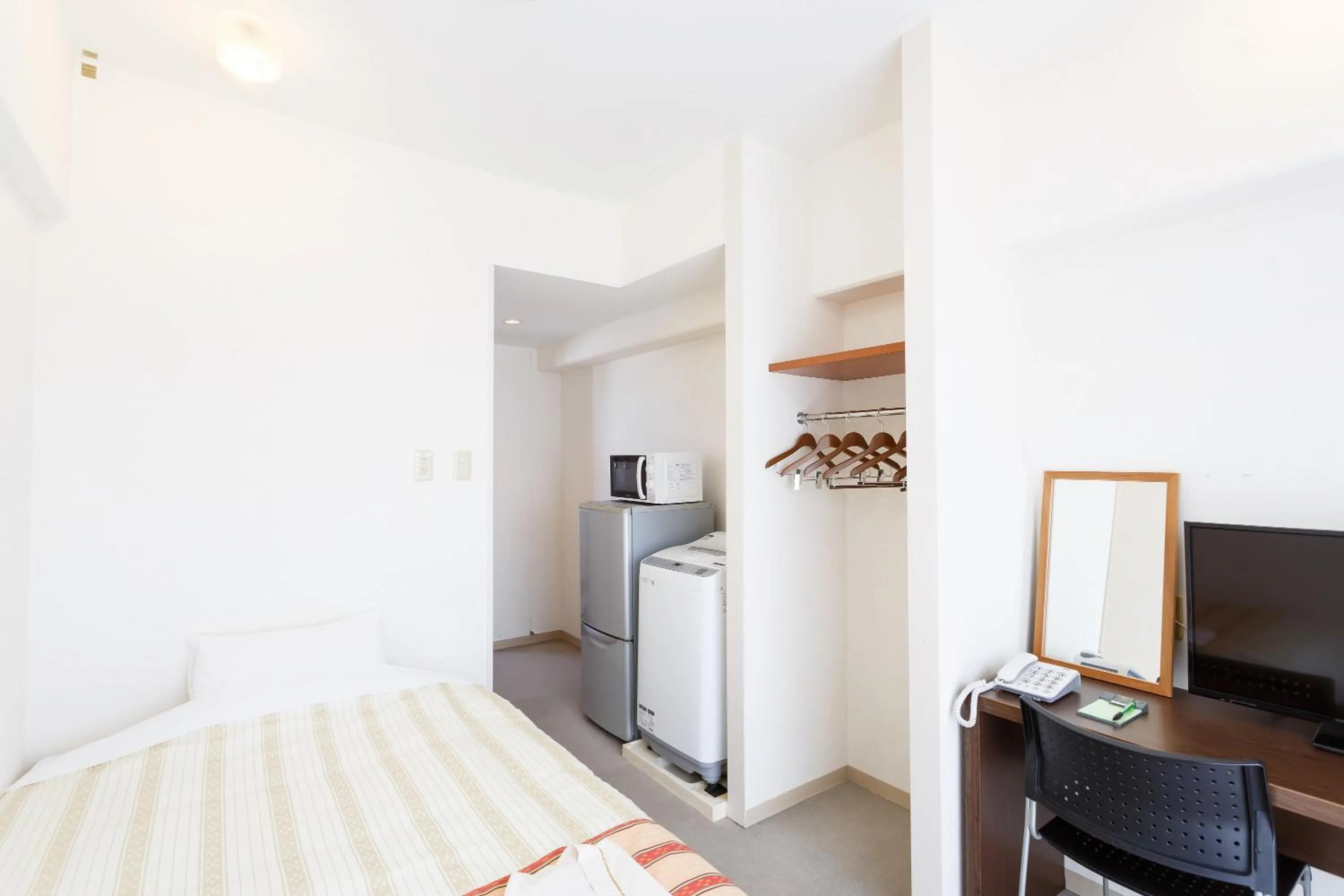 Photo of the whole room, Bed in Hotel Peace Island Ishigaki in Yashima