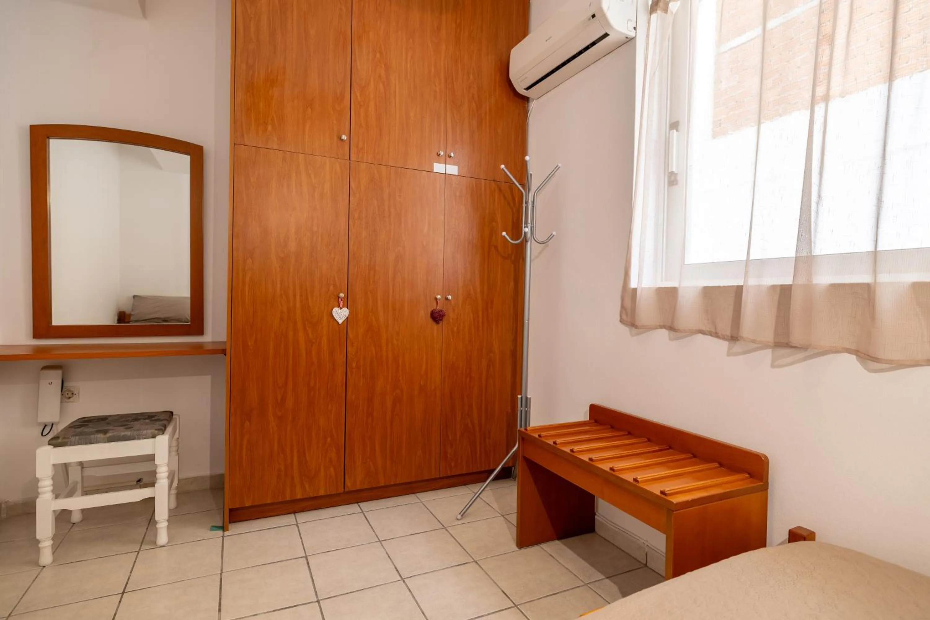 wardrobe in Valianos Studios - Apartments