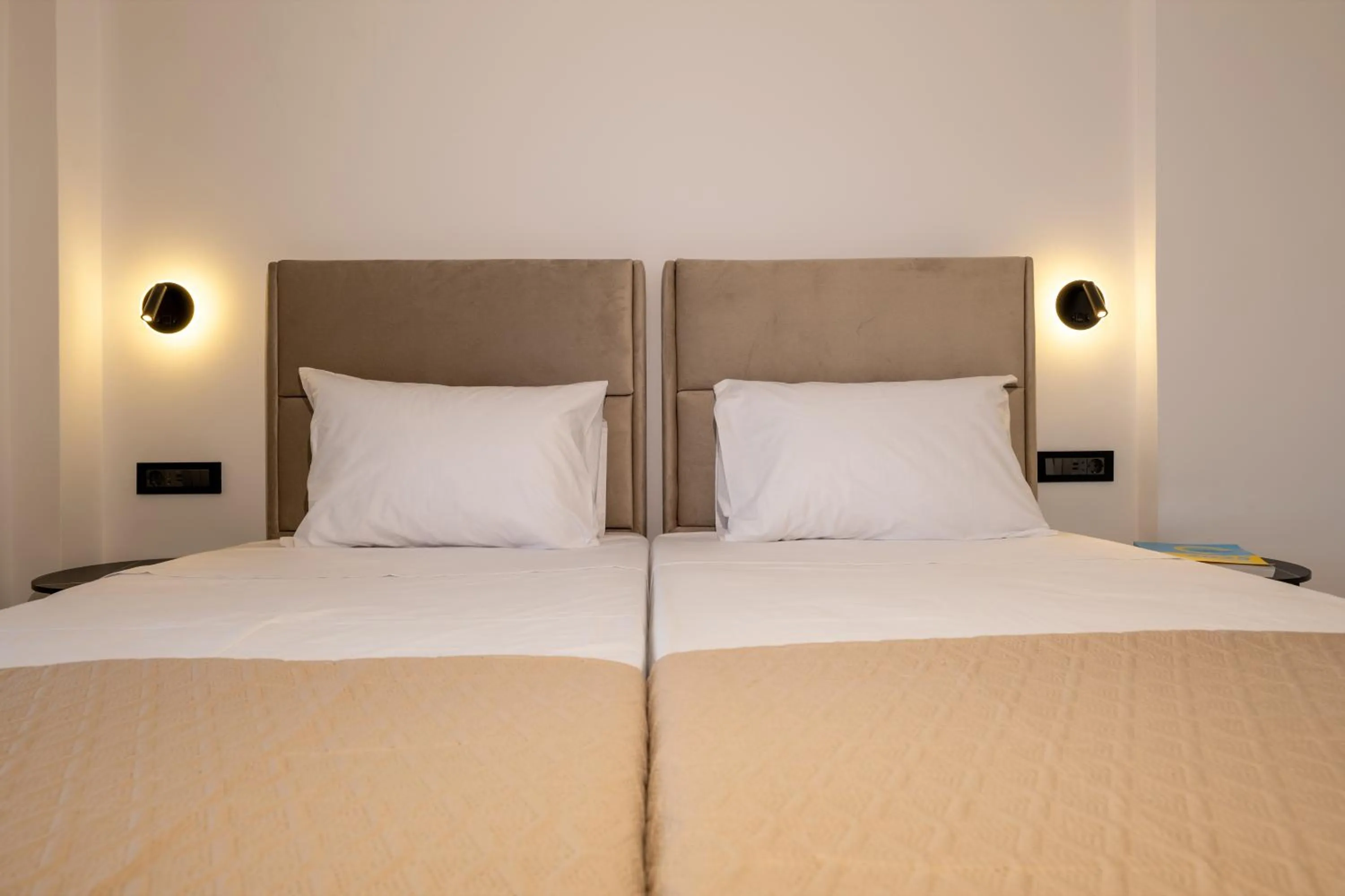 Bed in Valianos Studios - Apartments