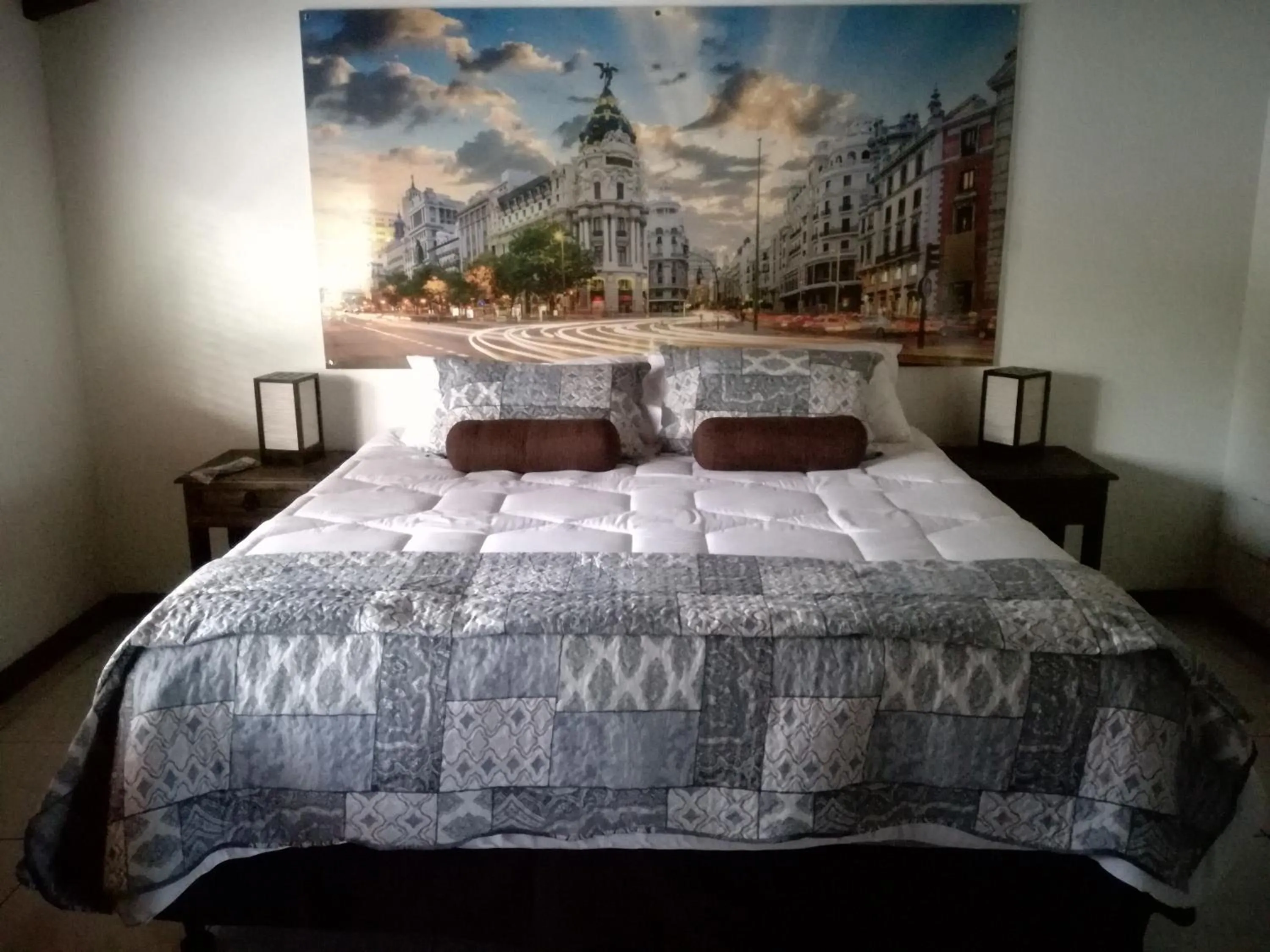 Bedroom in OH ESPAÑA!