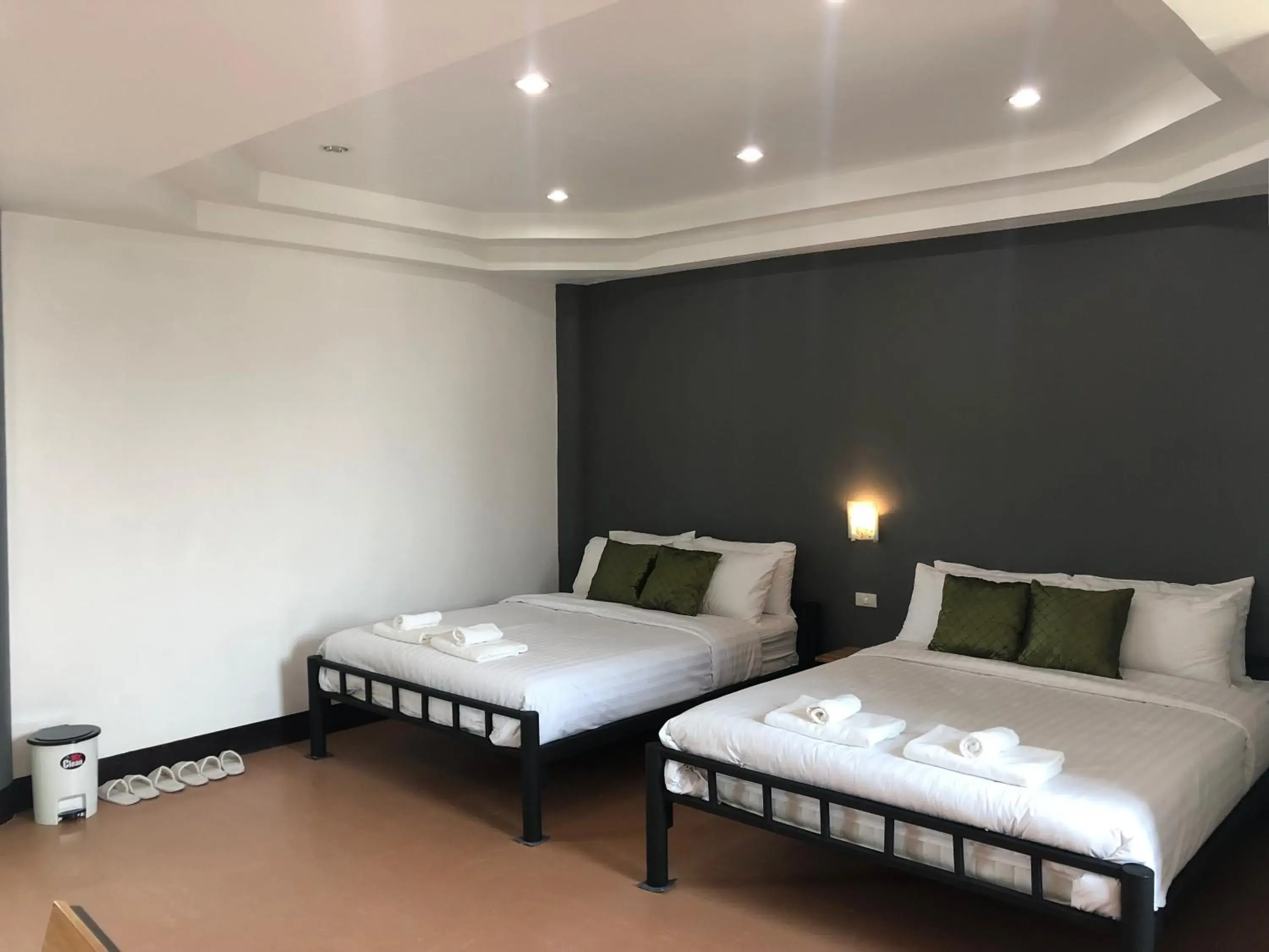 Quadruple Room with Private Bathroom in Khaohom House Quadruple Room with Private Bathroom in Khaohom House