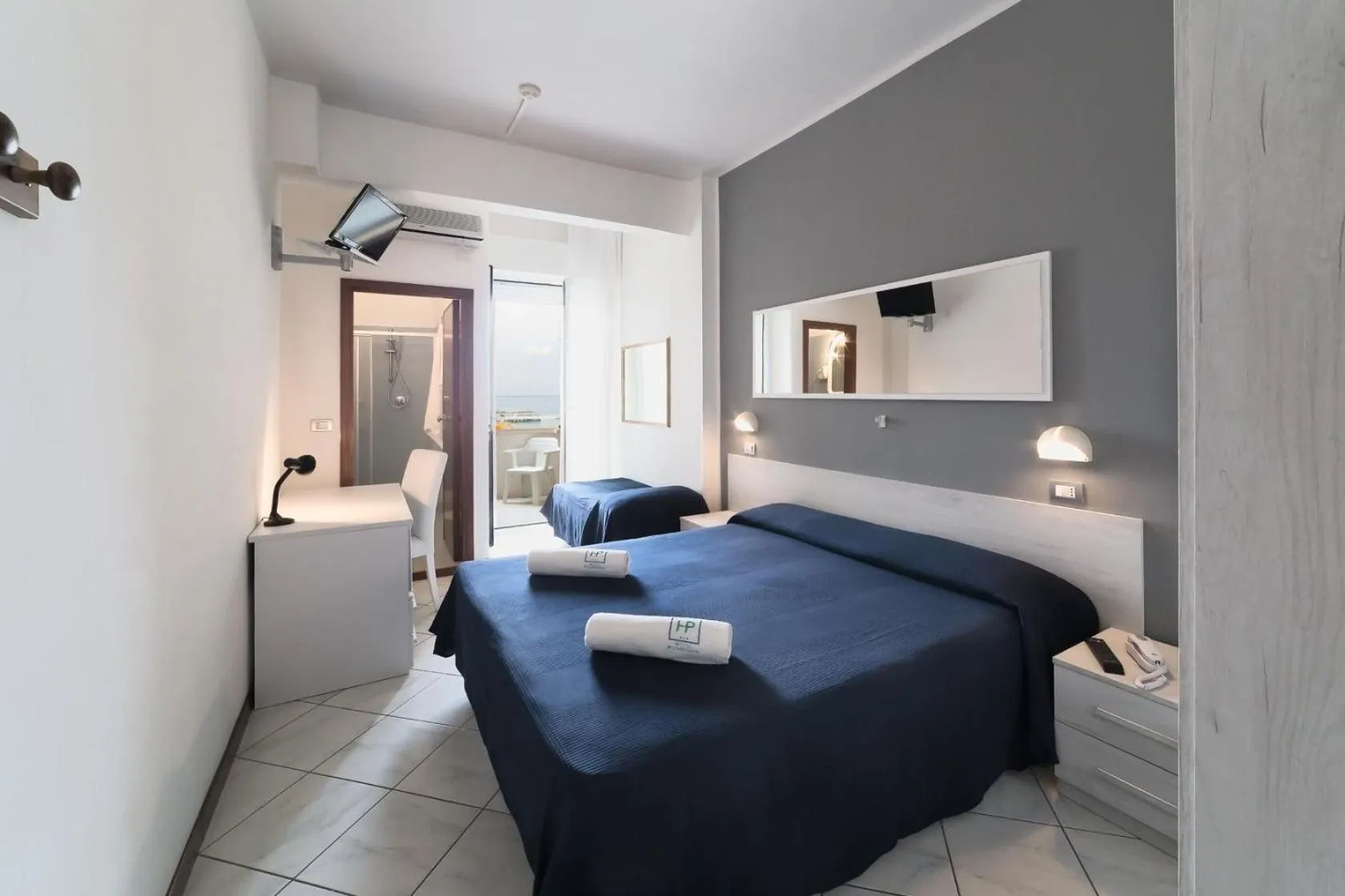 Photo of the whole room, Bed in Hotel Promenade