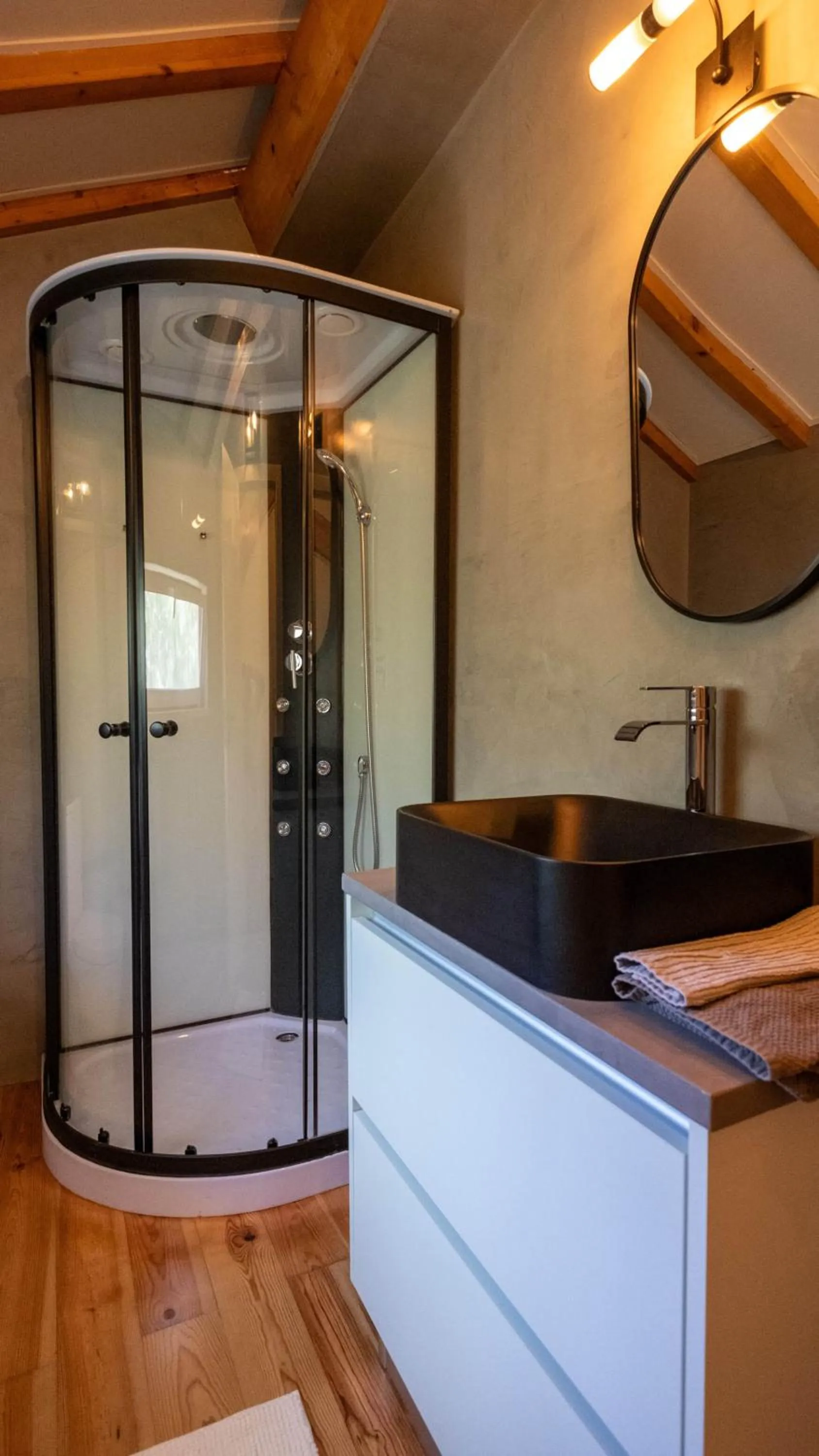 Shower in Quinta Japonesa