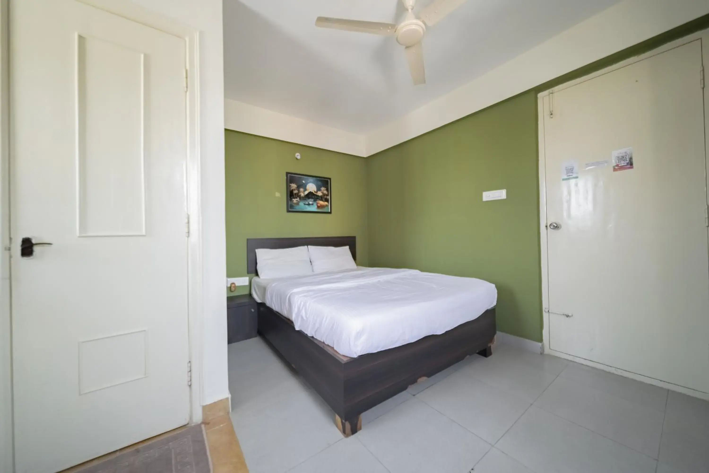 Bedroom, Bed in Stayhome Classic Bedroom, Bed in Stayhome Classic