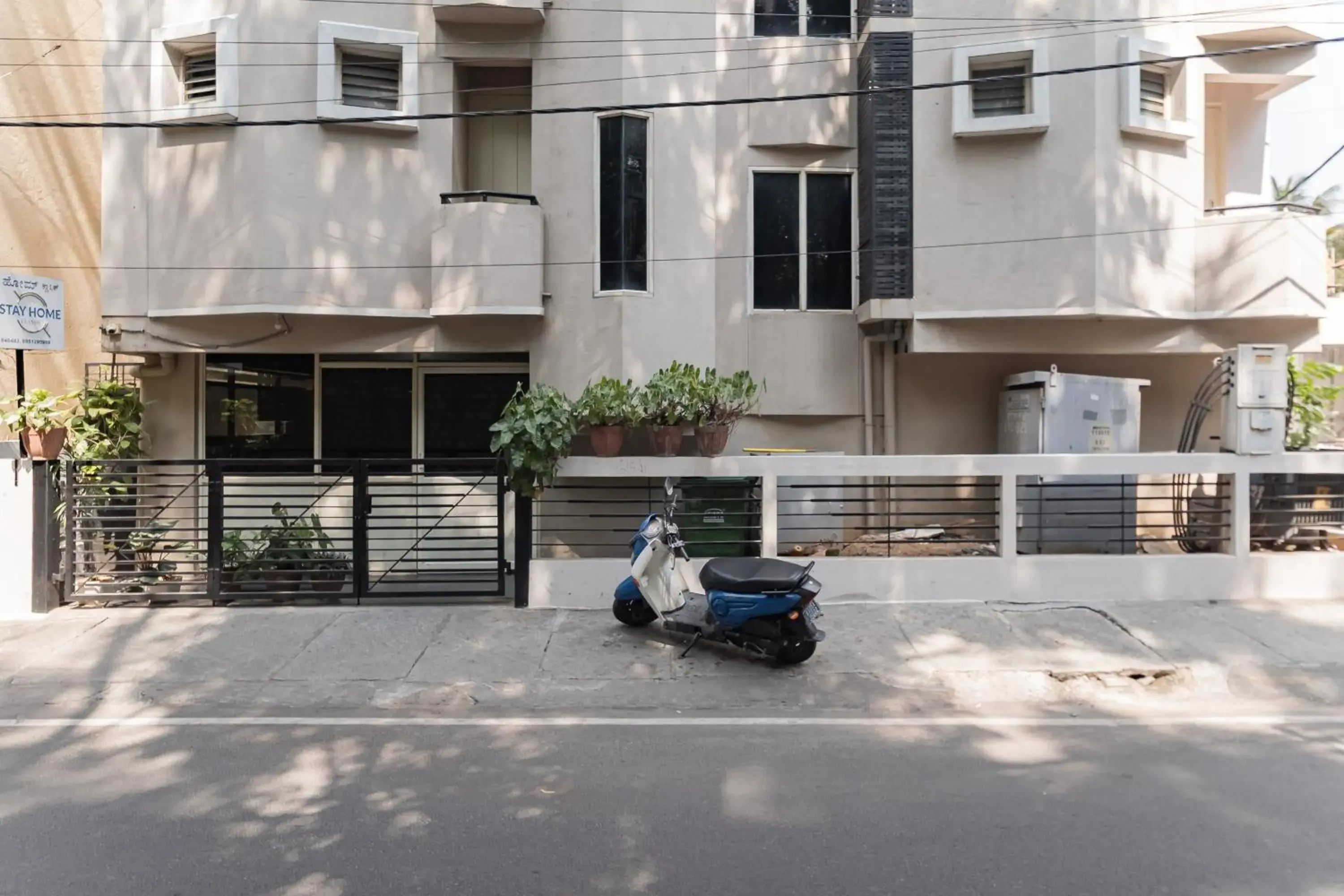 Street view in Stayhome Classic Street view in Stayhome Classic