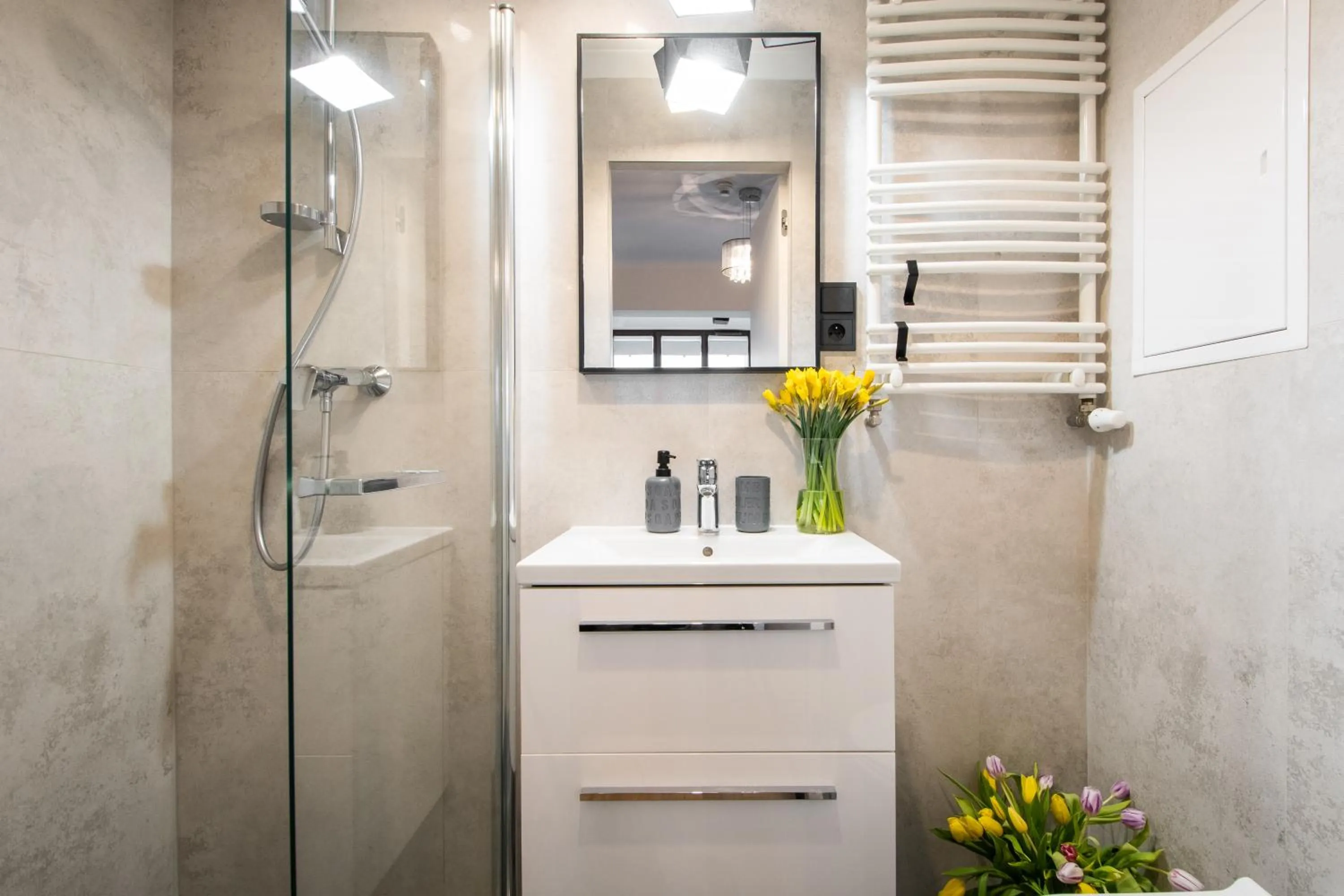 Bathroom in Aparthotel Pawia Deluxe- 10 min to center