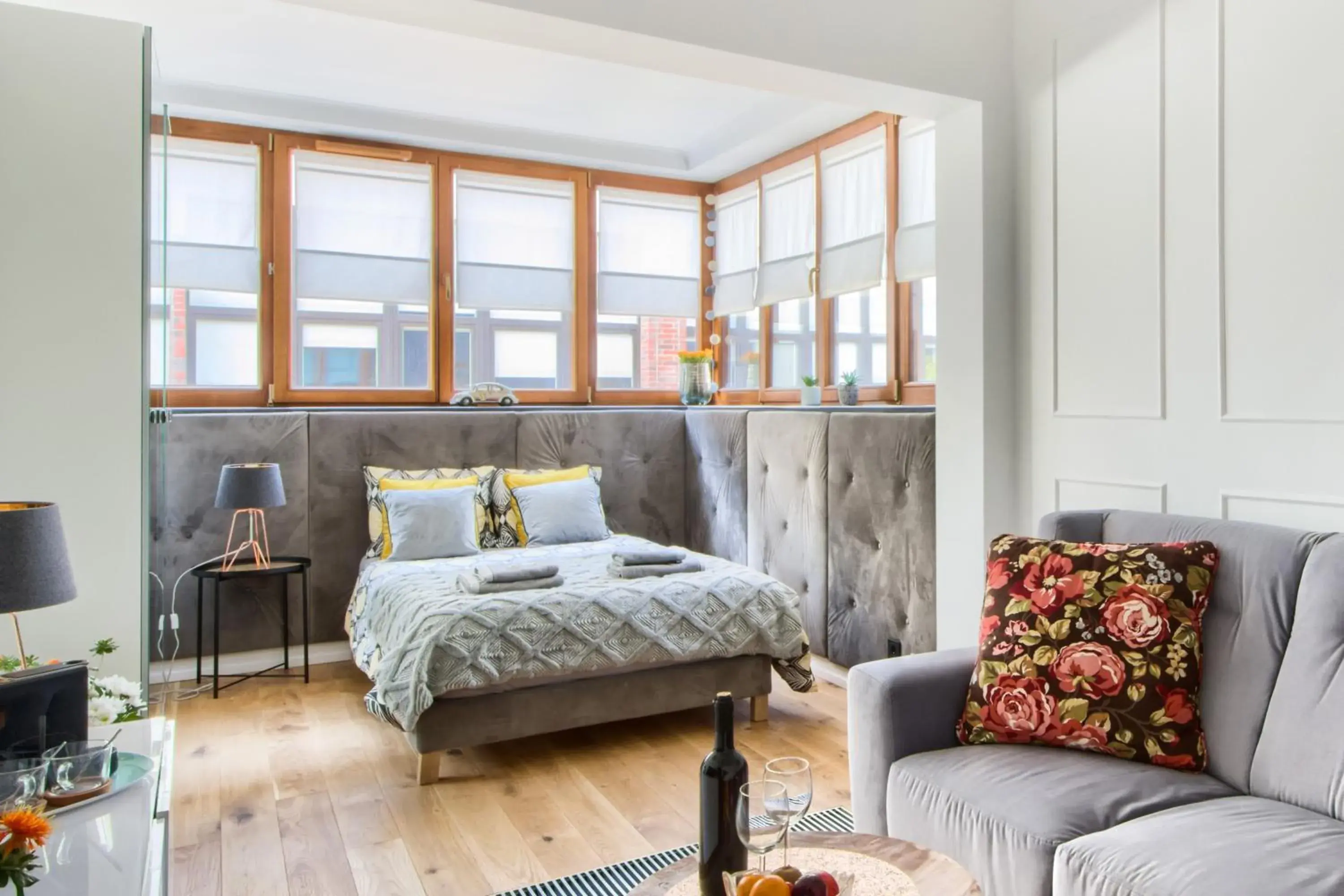 Aparthotel Pawia Deluxe- 10 min to center Aparthotel Pawia Deluxe- 10 min to center