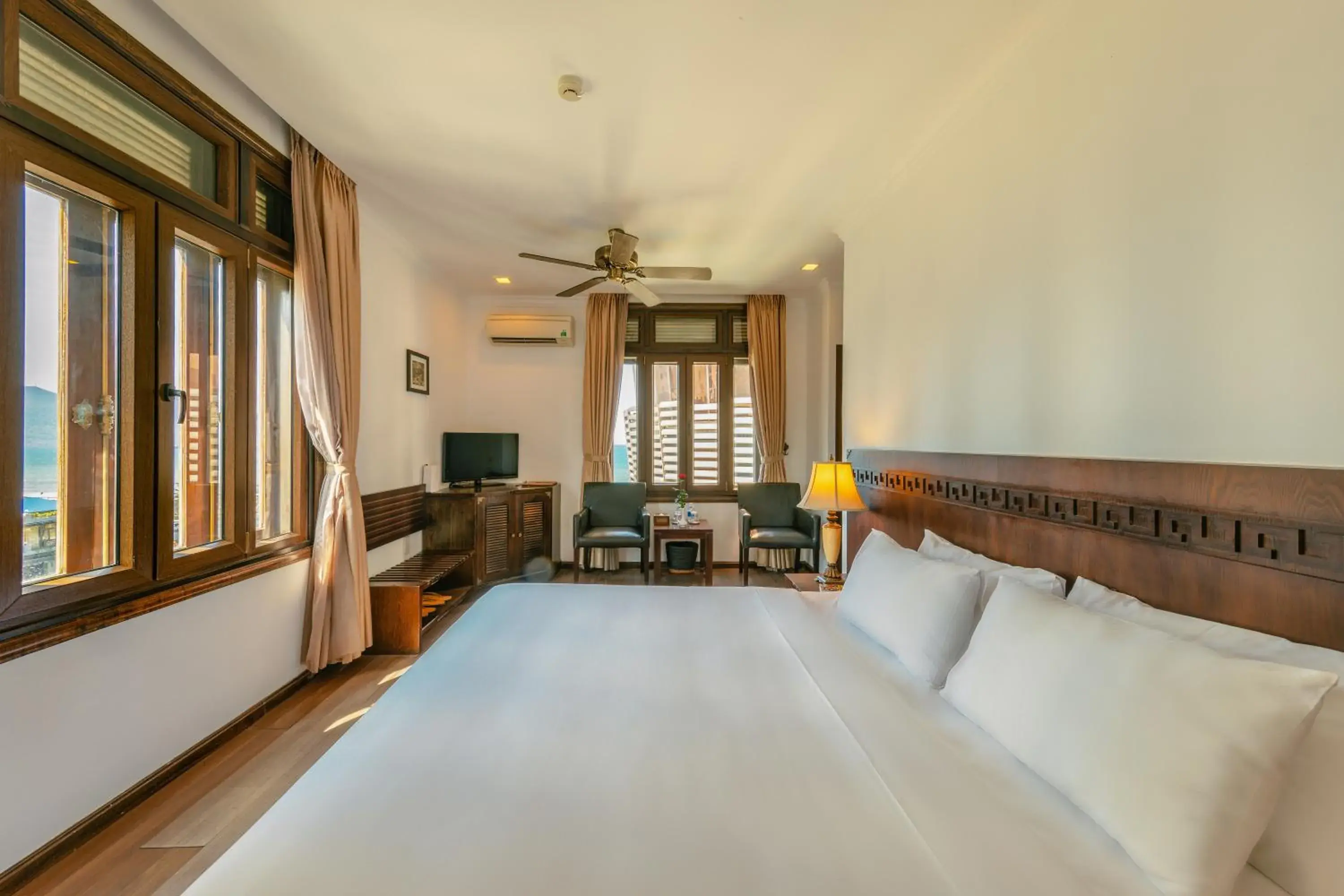 Deluxe Twin Room with Sea View in Chu Hotel Deluxe Twin Room with Sea View in Chu Hotel