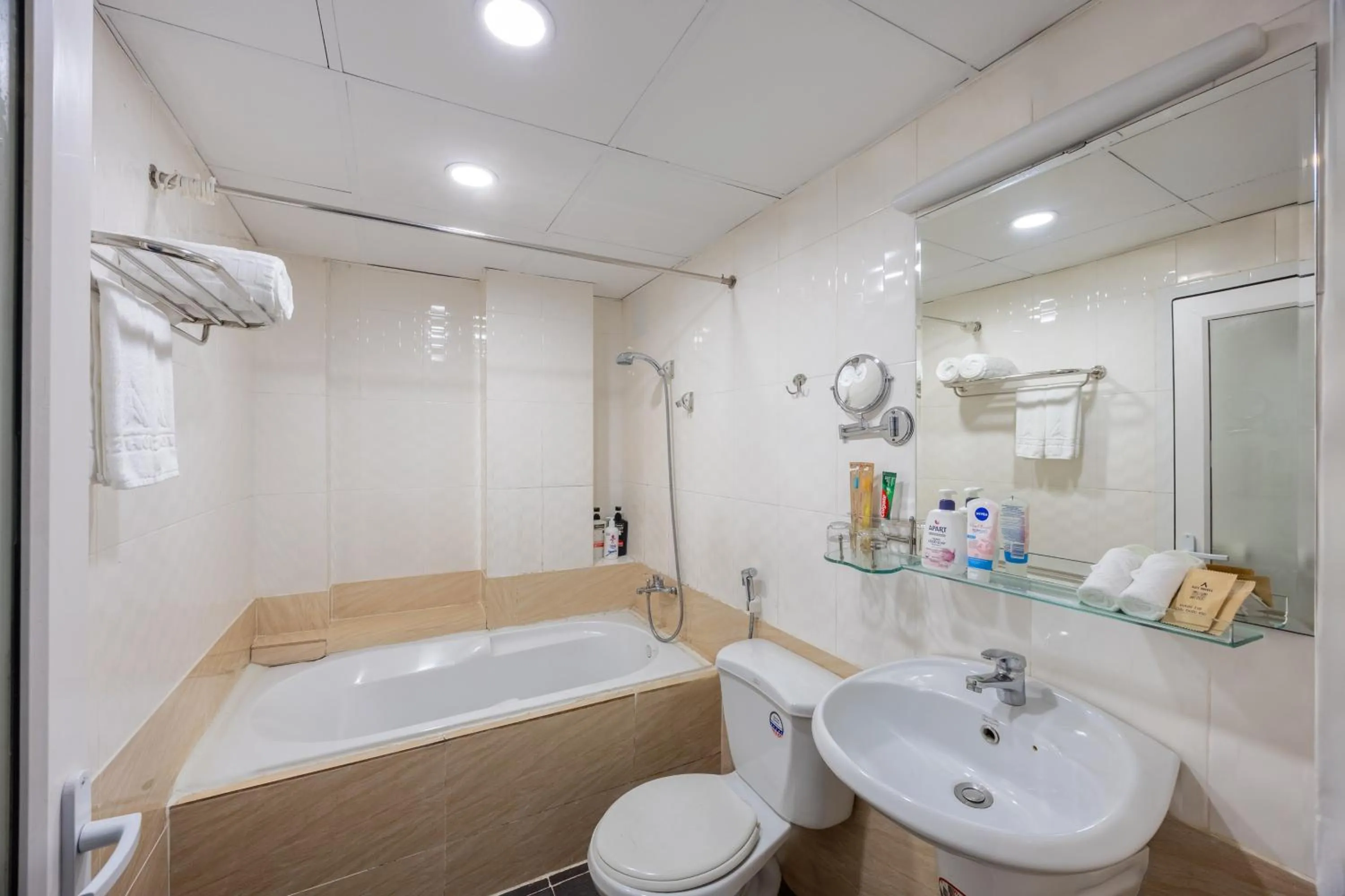 Shower in A25 Hotel - 307 Lý Tự Trọng