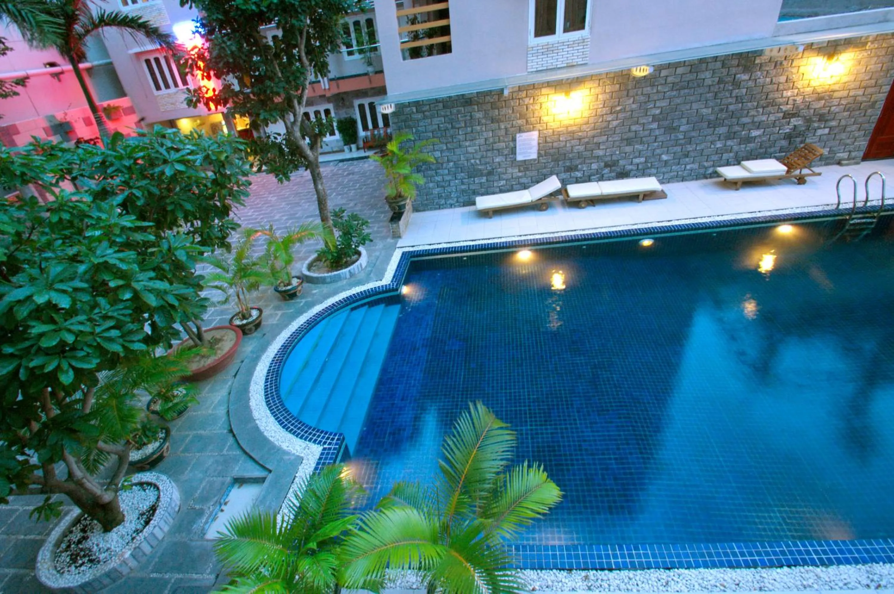 Pool view in Luxury Nha Trang Hotel