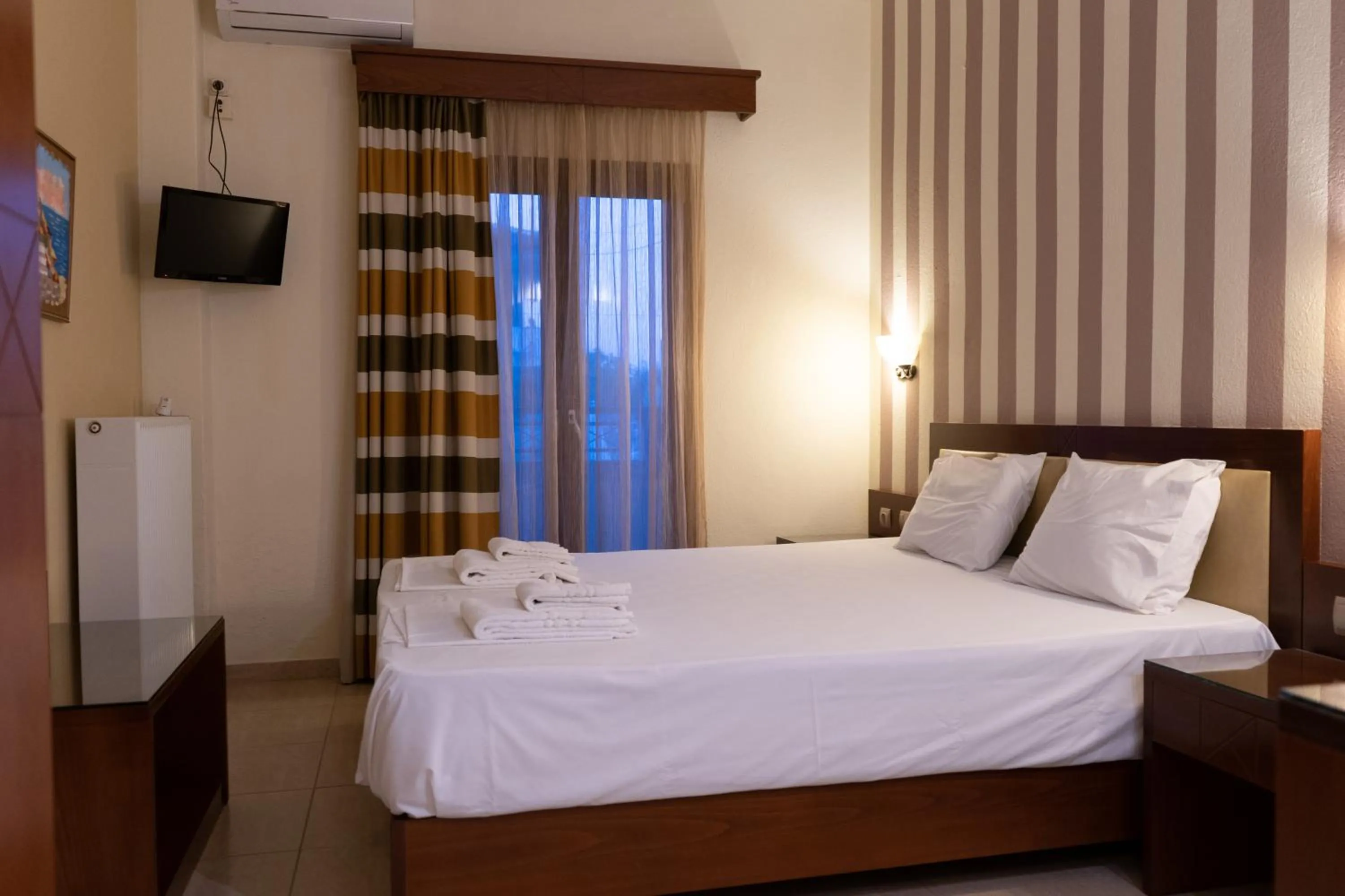 Bed in Hotel Zeus