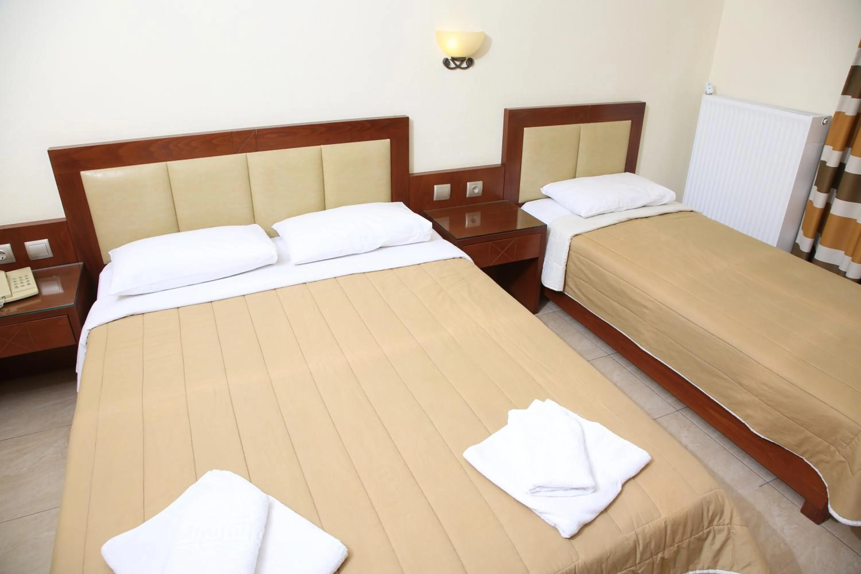 Photo of the whole room, Bed in Hotel Zeus