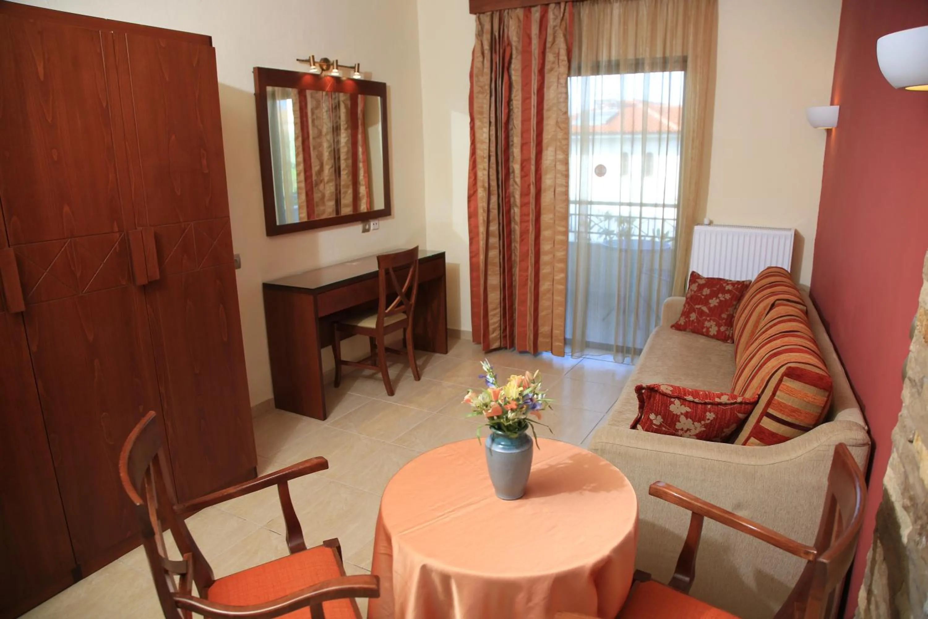 Day in Hotel Zeus