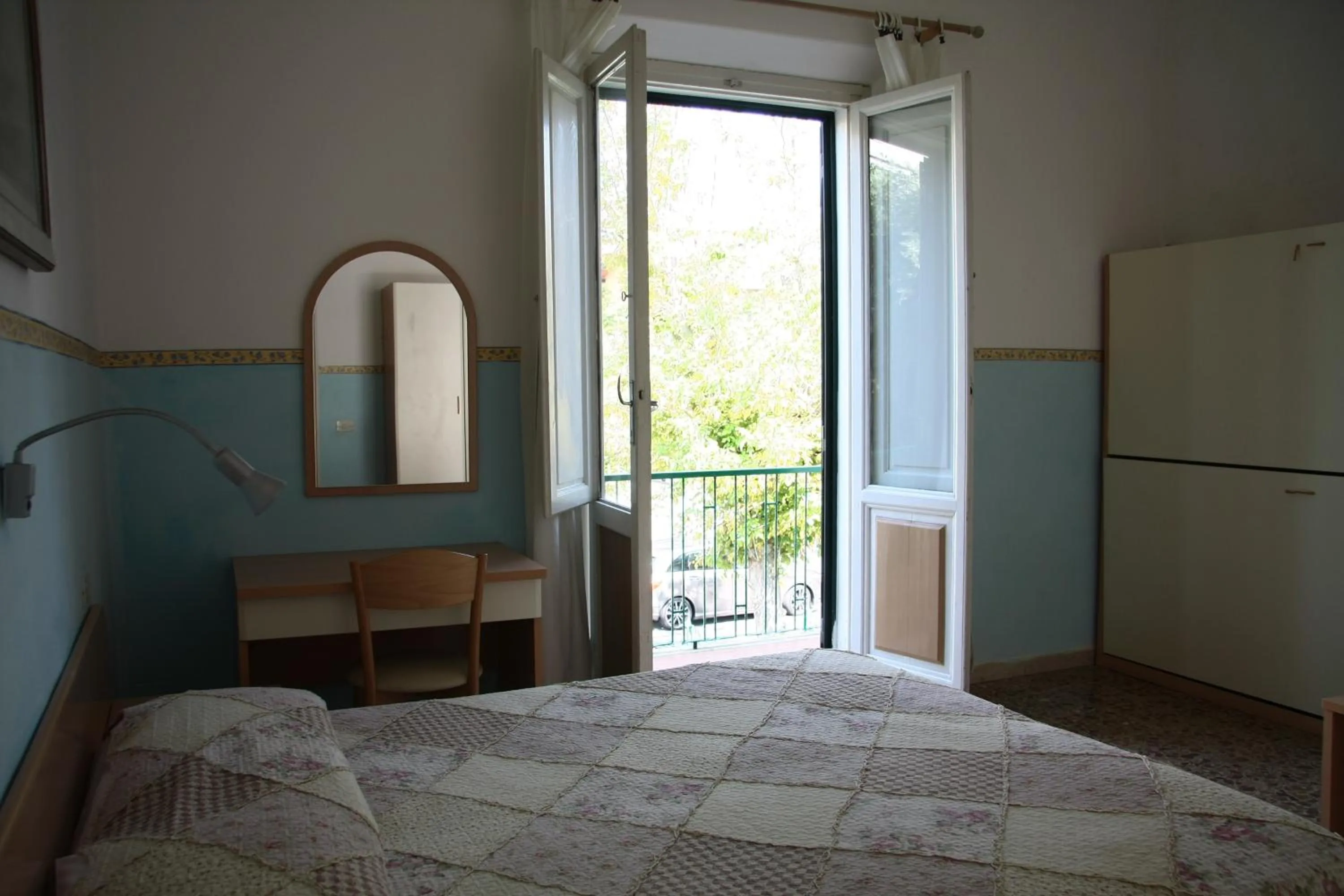 Balcony/Terrace, Bed in Hotel Ornella