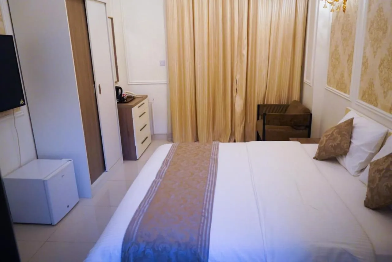 Bedroom, Bed in A'Sinamar Hotel Apartment