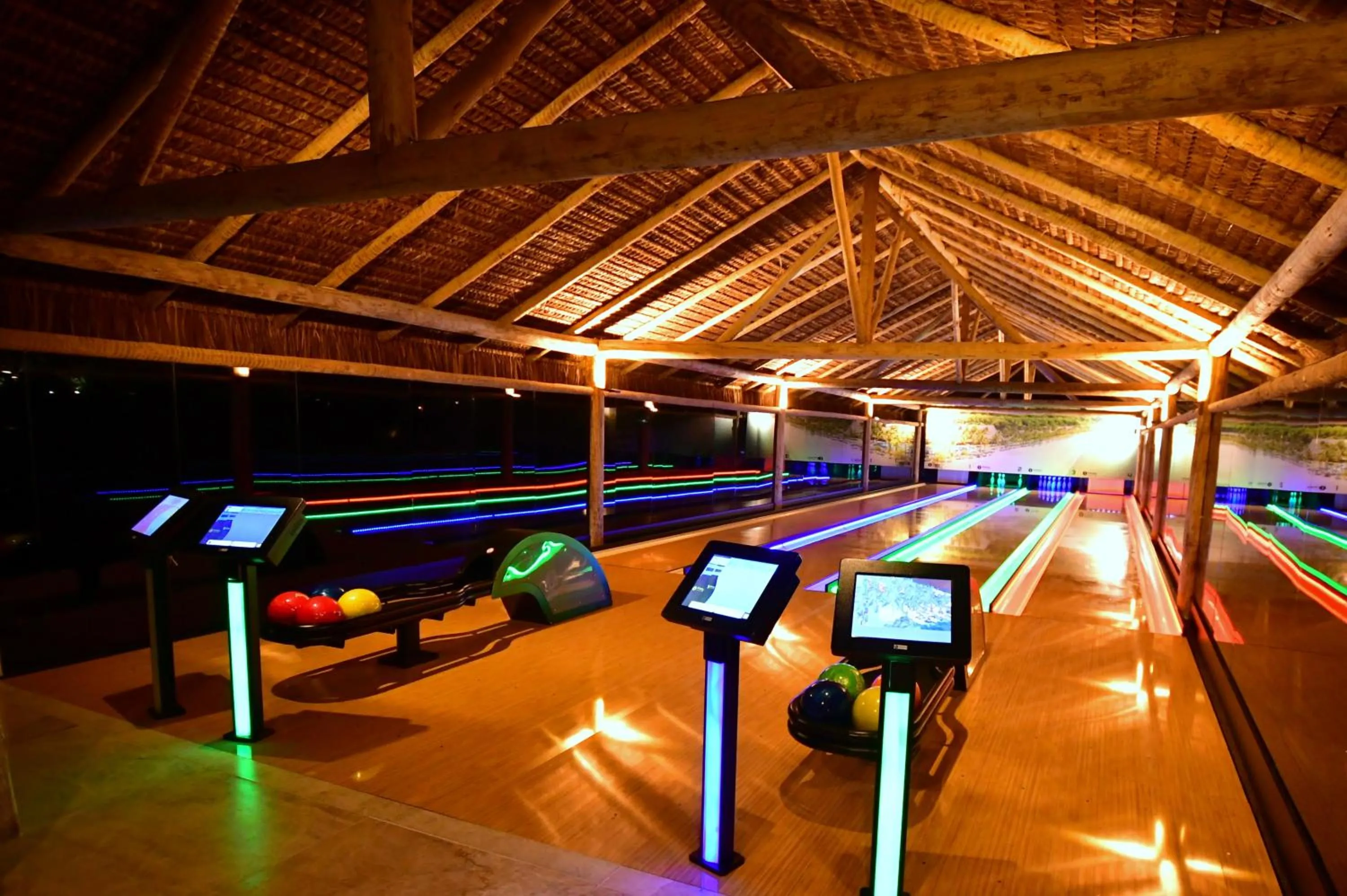 Activities in Hotel Portobello Resort & Safari