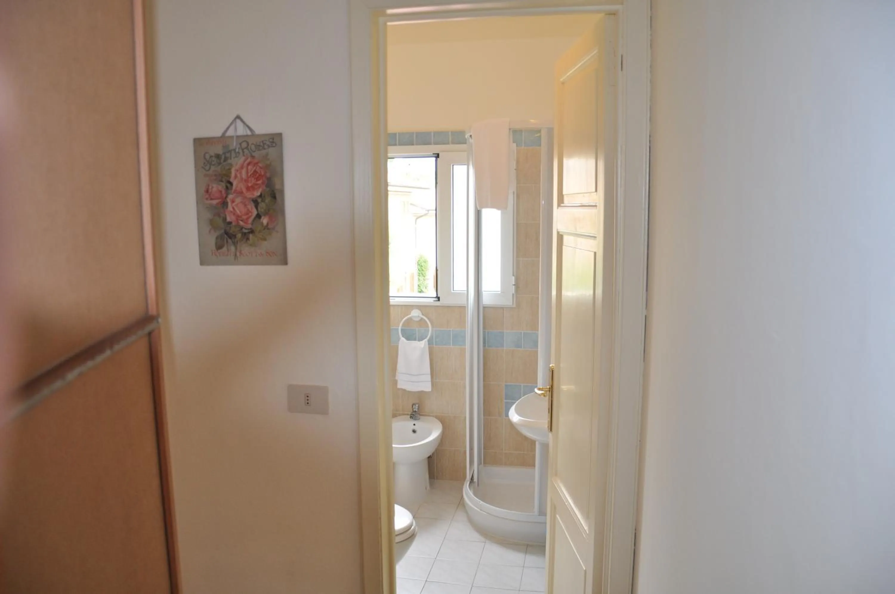 Bathroom in Hotel Verdesolemare